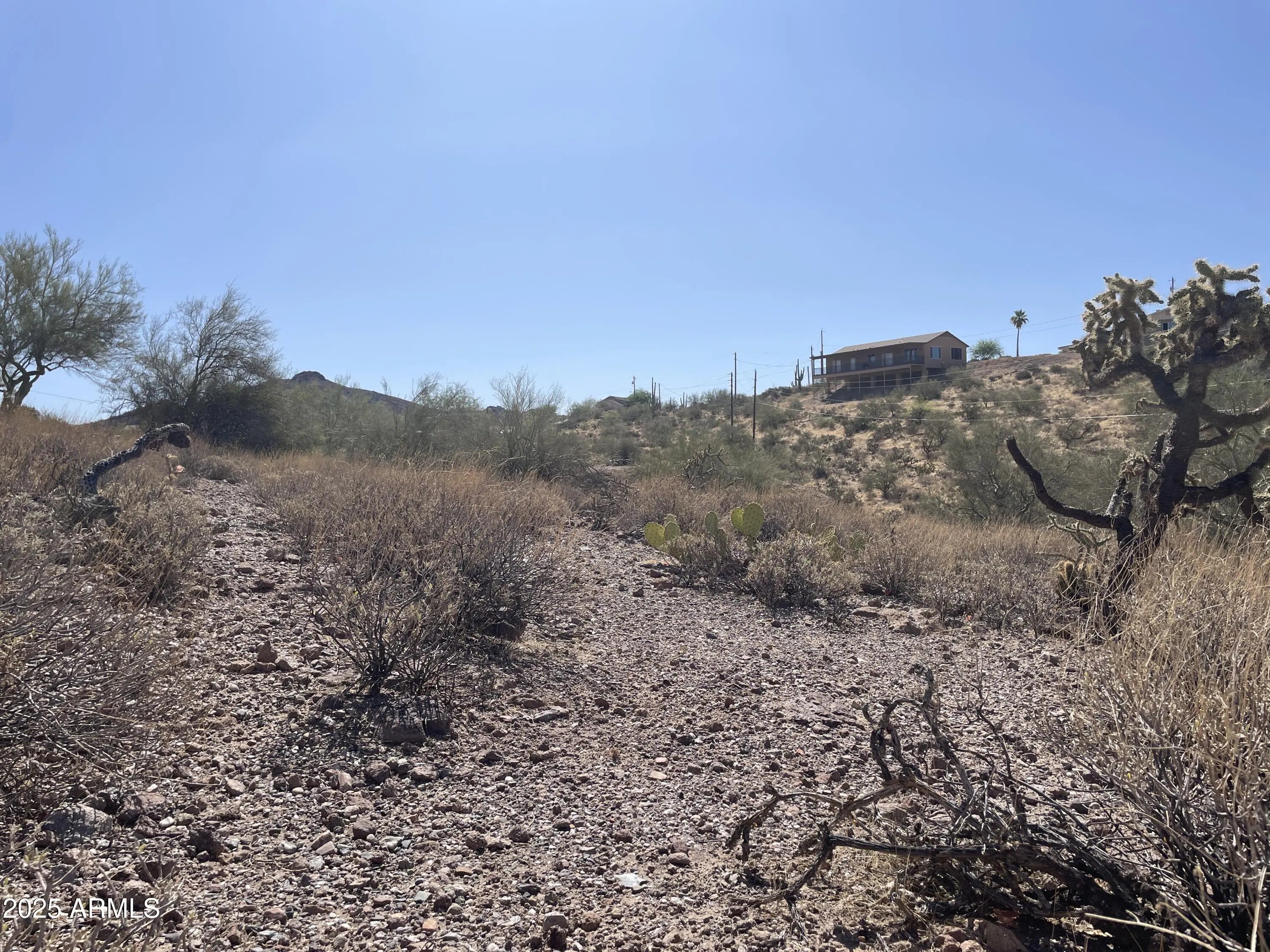 Photo of Listing #6882103