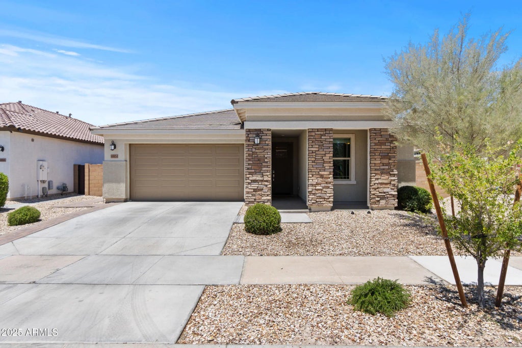 18854 W Poinsettia Drive, Surprise
