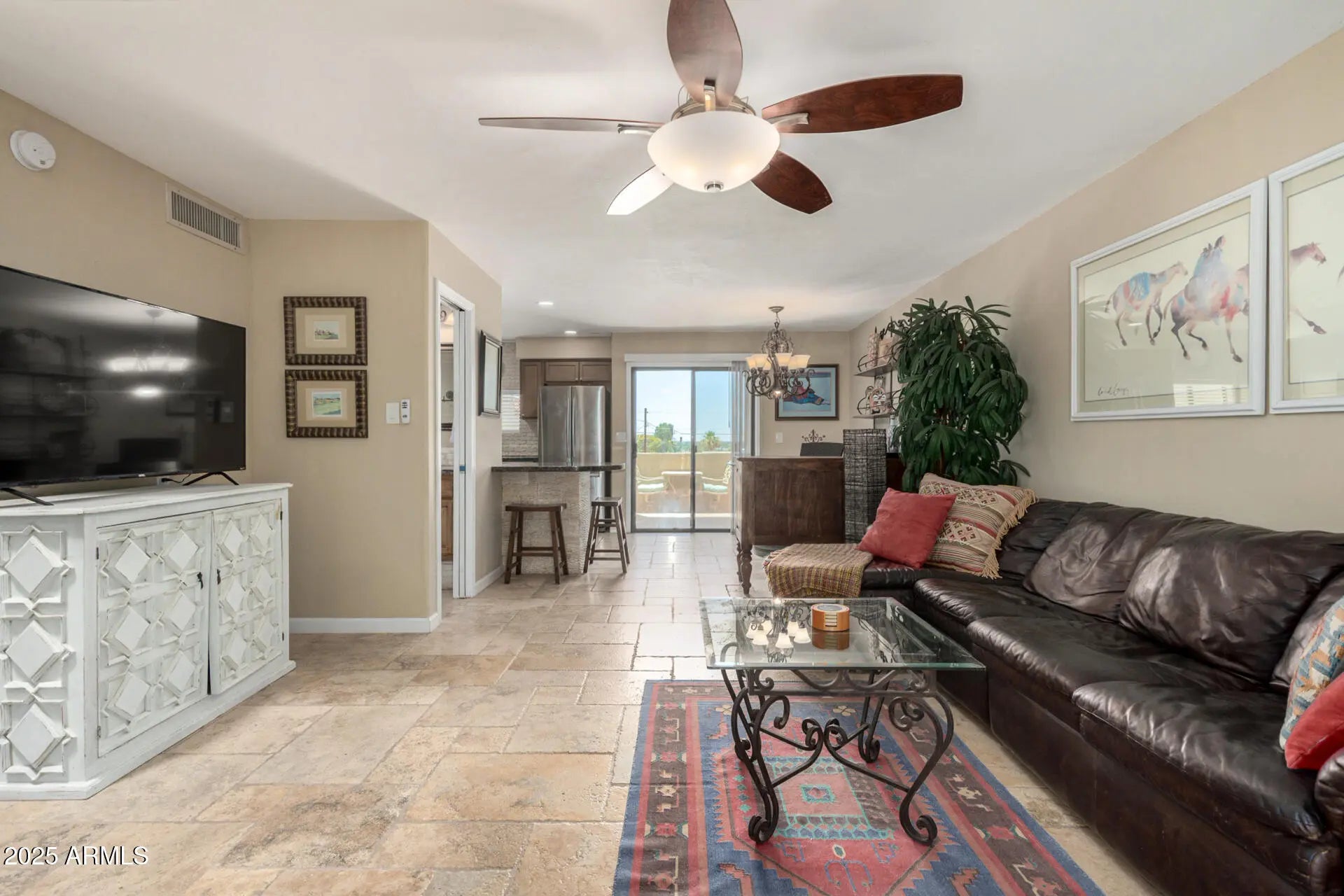 Photo of Listing #6882824