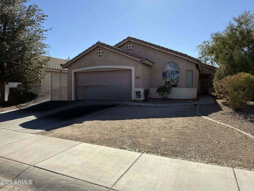 45499 W Sky Lane, Maricopa