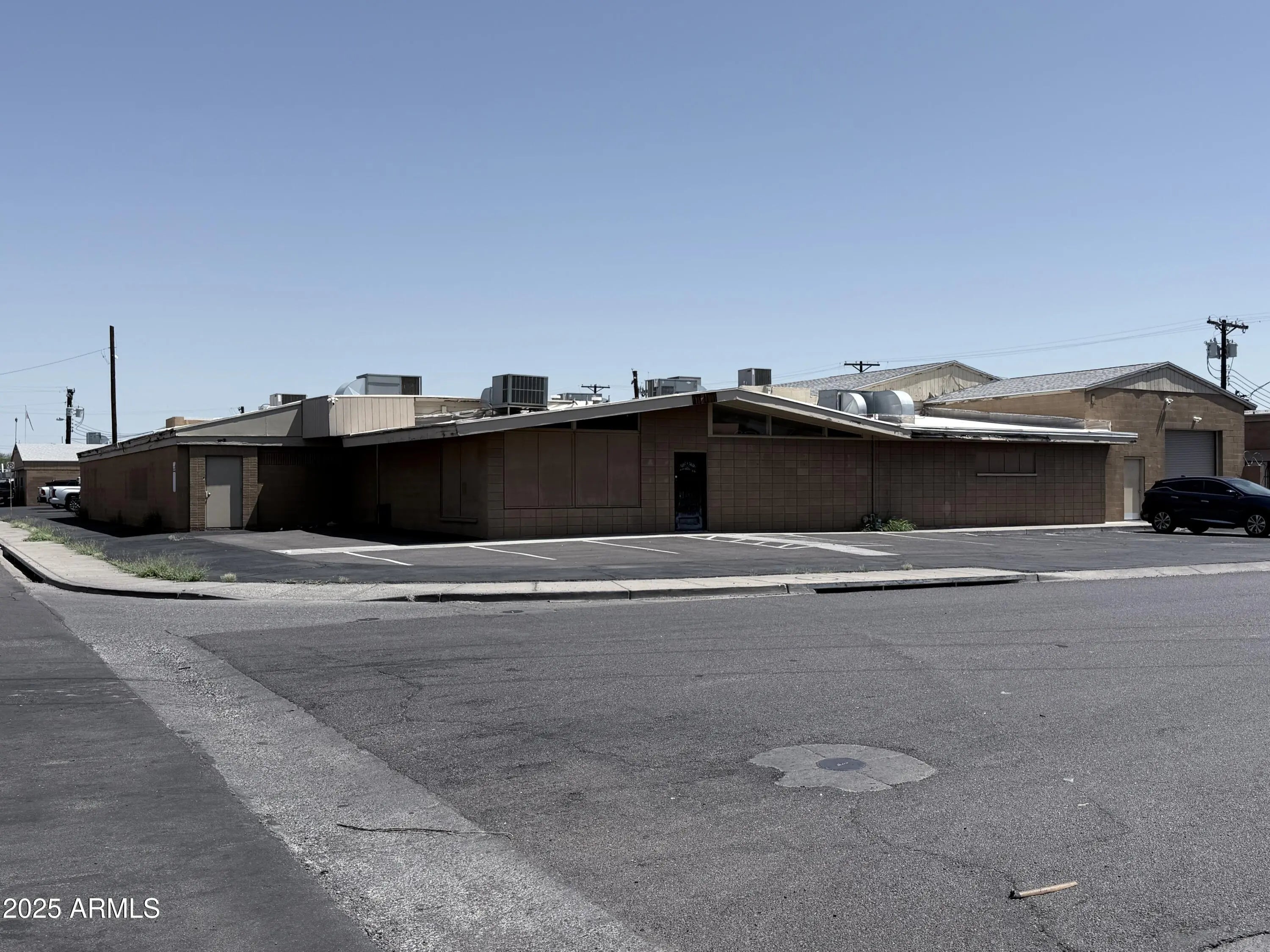 Photo of Listing #6881562