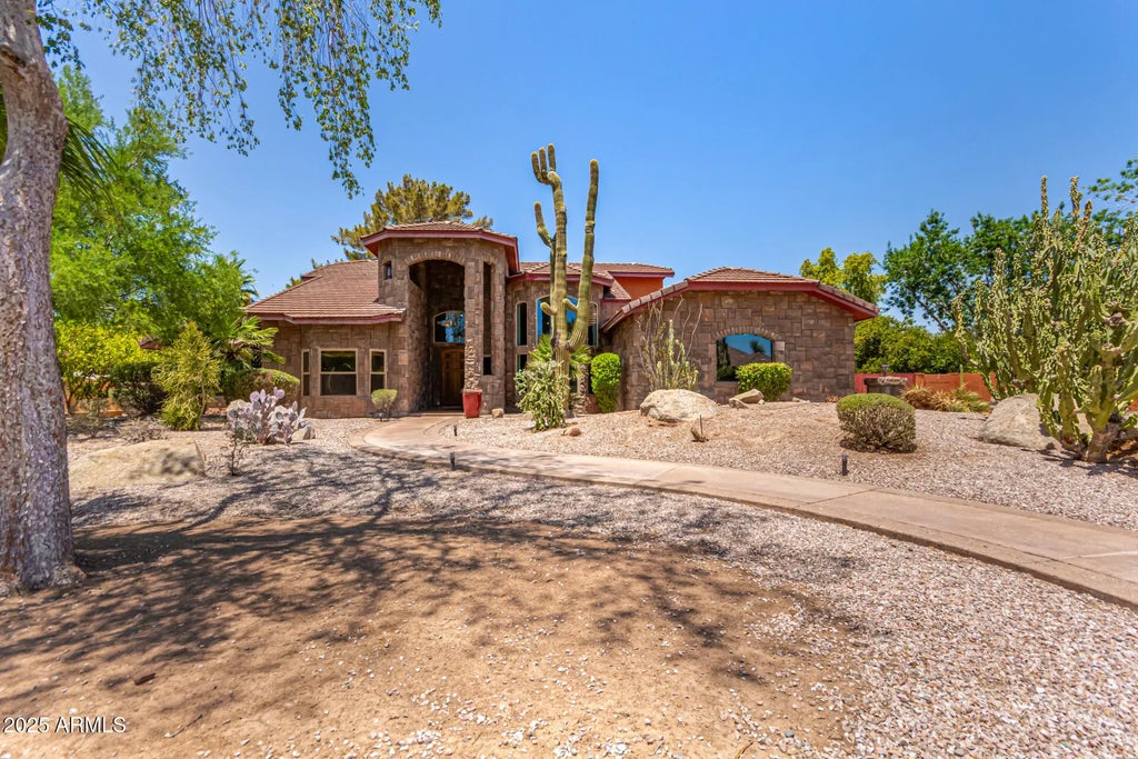 8606 S Dorsey Lane, Tempe