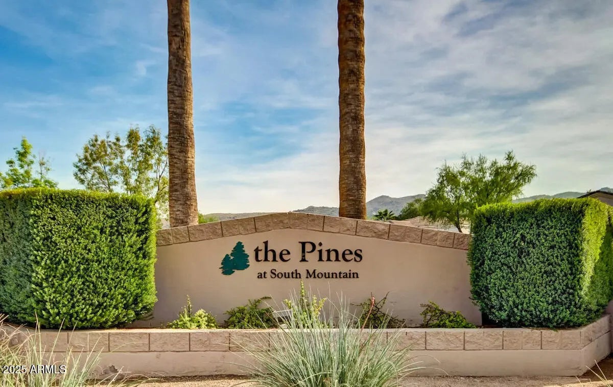 Photo of Listing #6890402