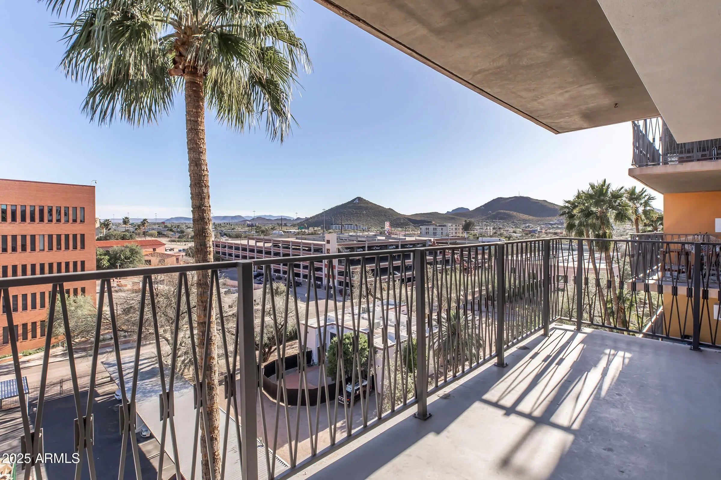 Photo of Listing #6882460