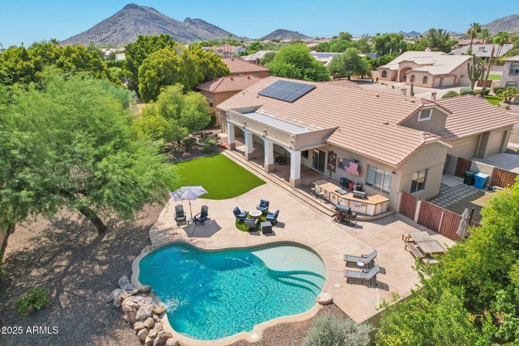 4815 W Saddlehorn Road, Phoenix
