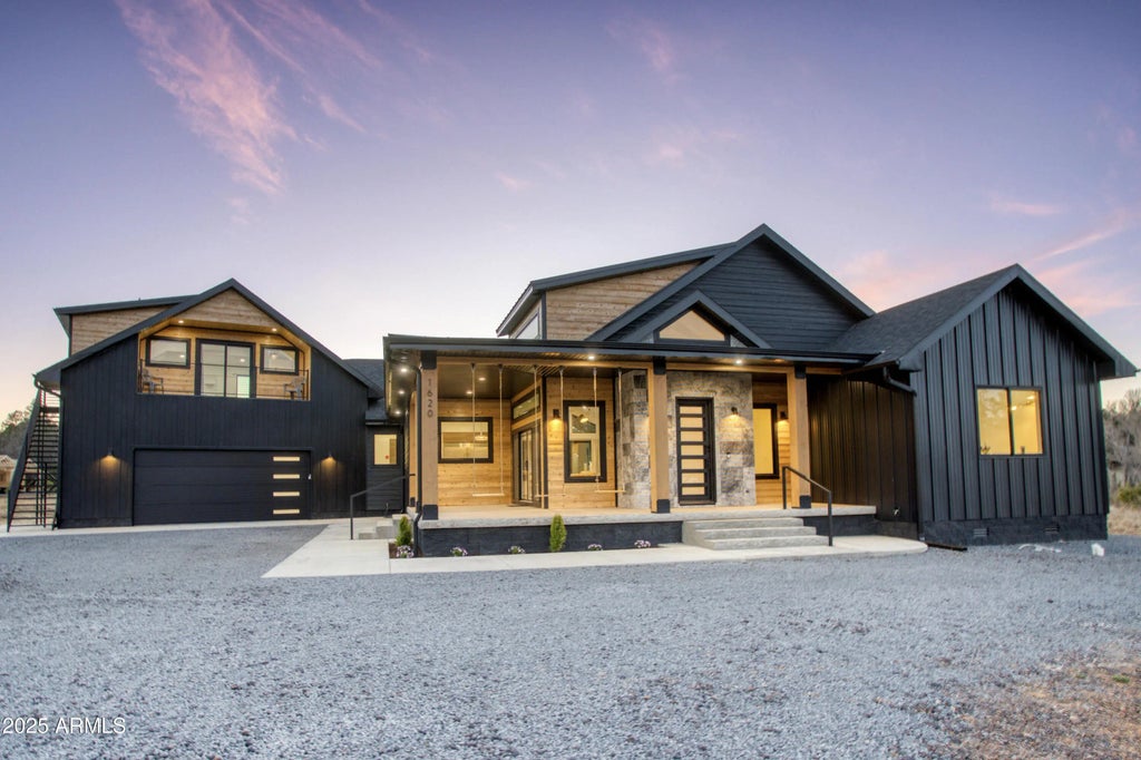 1620 S Torreon Lakes Drive, Show Low