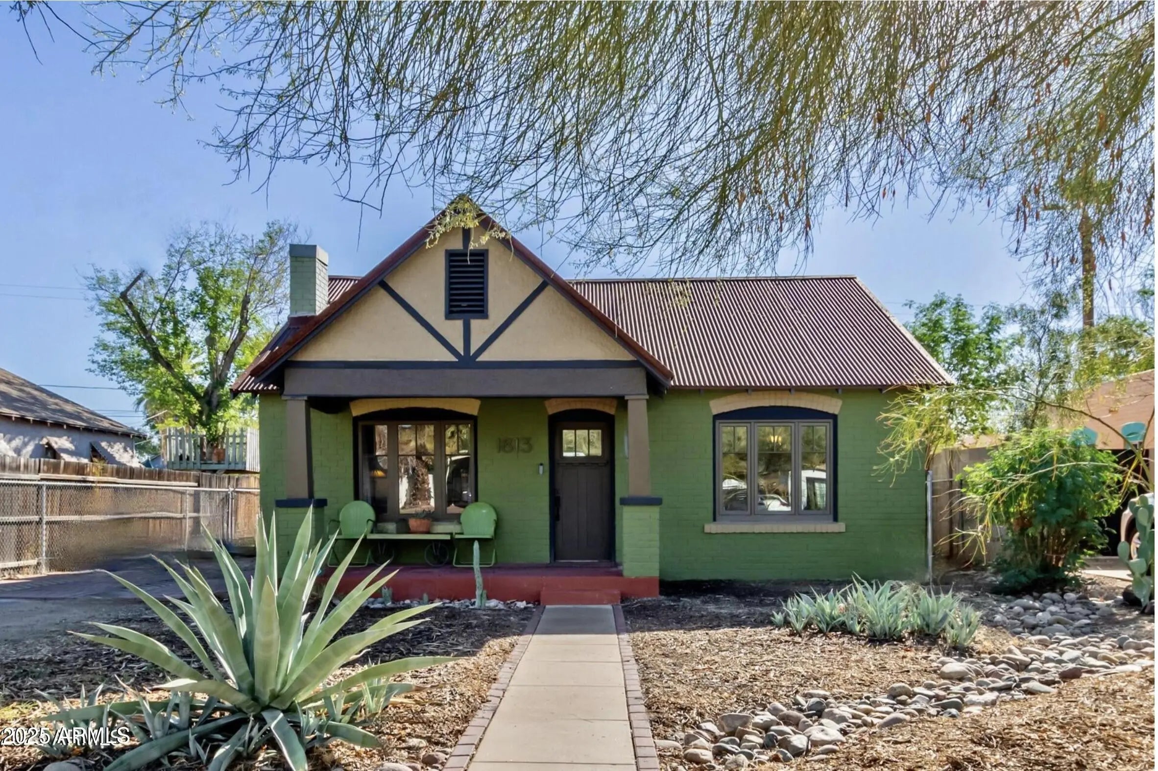 Photo of Listing #6887077