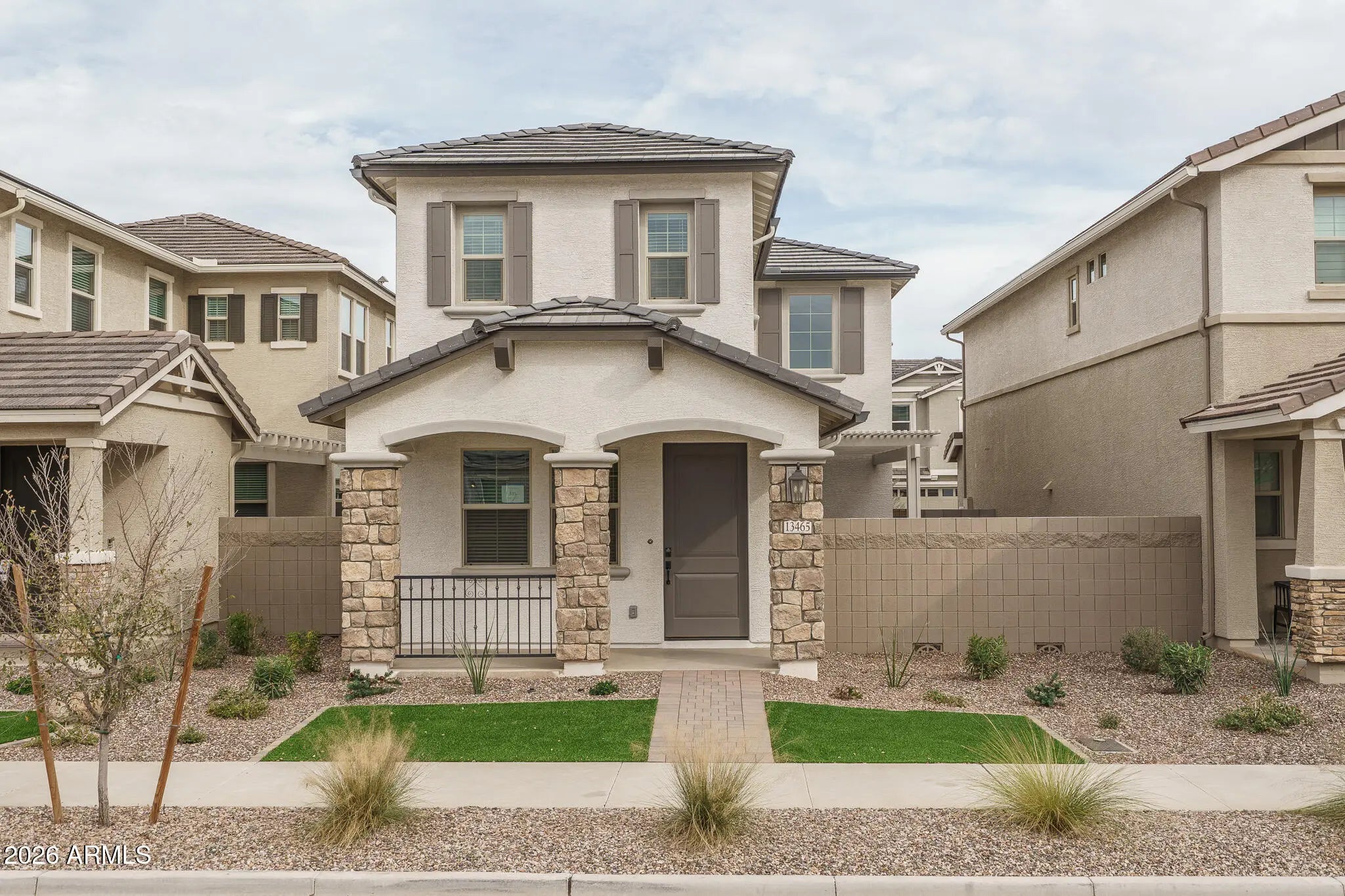 Photo of Listing #6883466