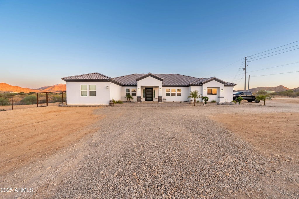 8017 S 143rd Avenue, Goodyear