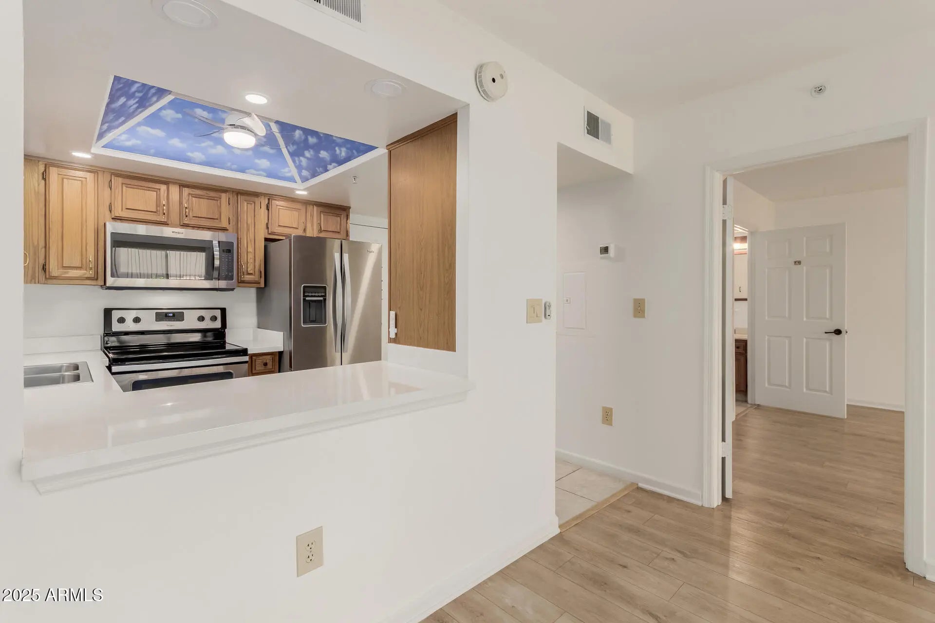 Photo of Listing #6883463