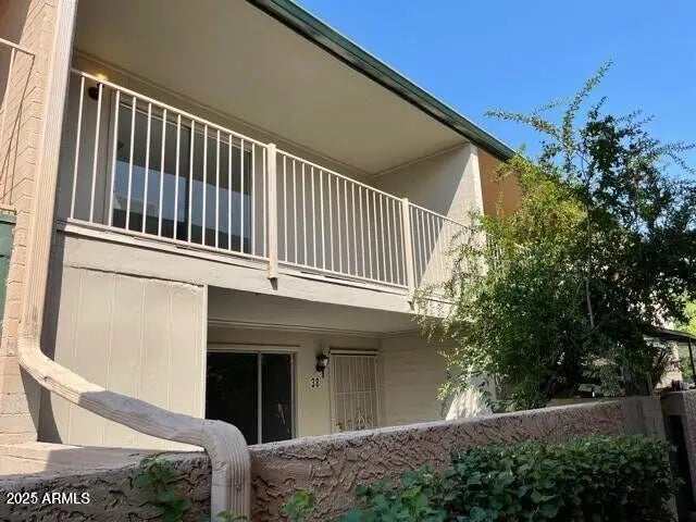 Photo of Listing #6883633