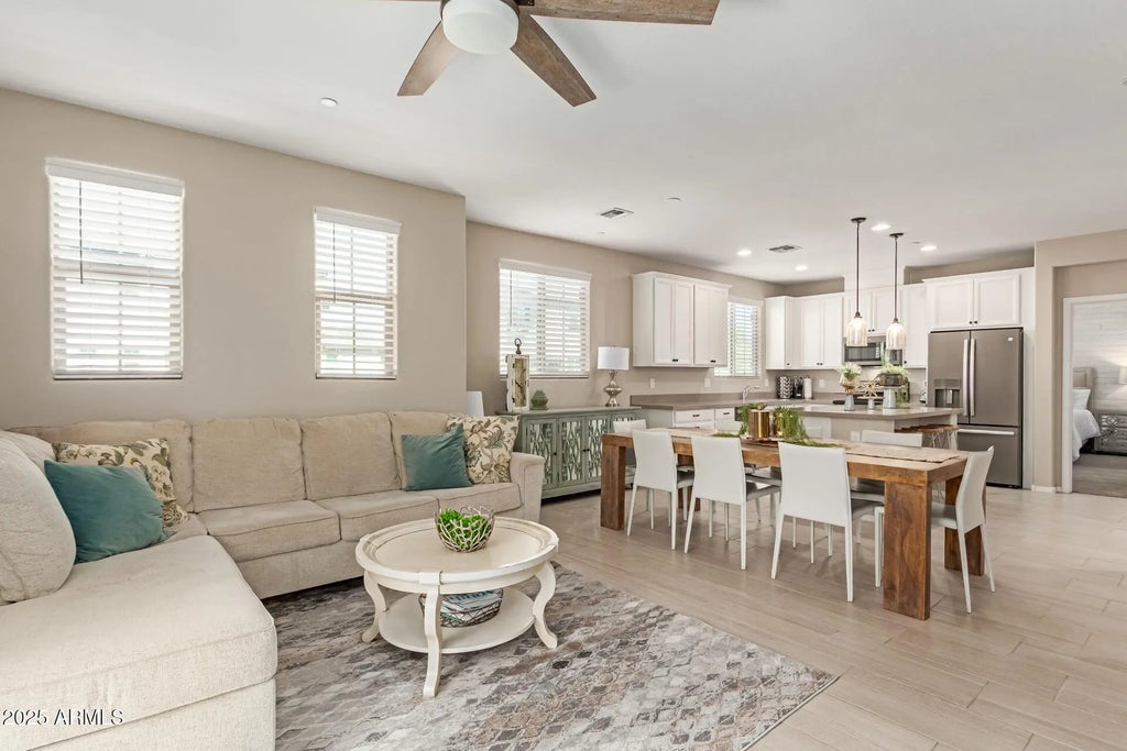 1713 E Bridgeport Parkway, Gilbert