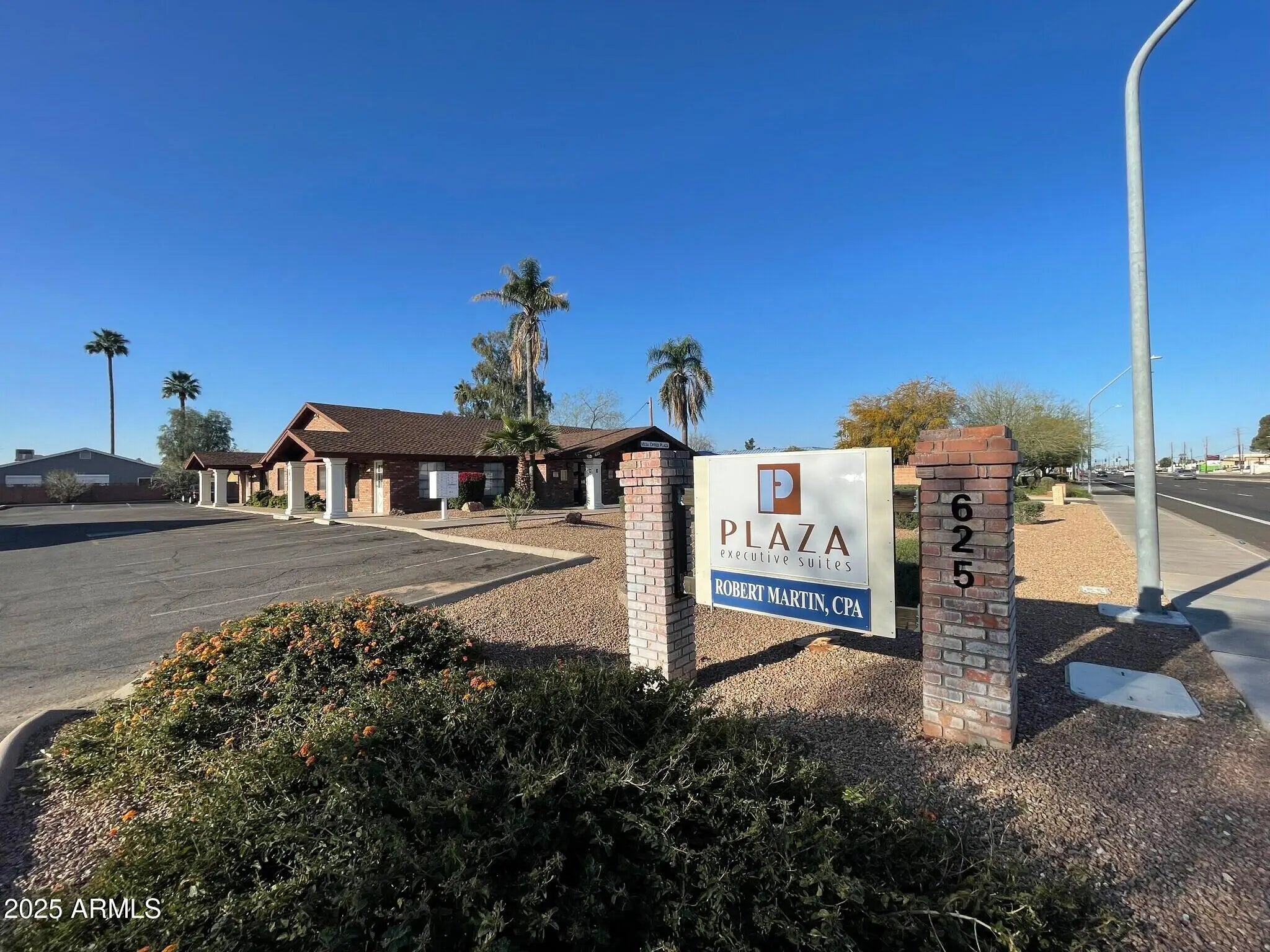 Photo of Listing #6884307