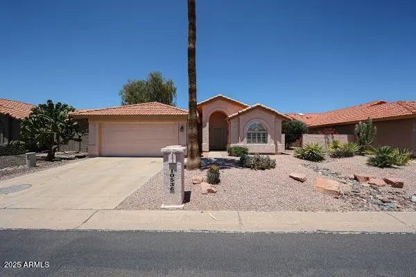 10536 E Coopers Hawk Drive, Sun Lakes