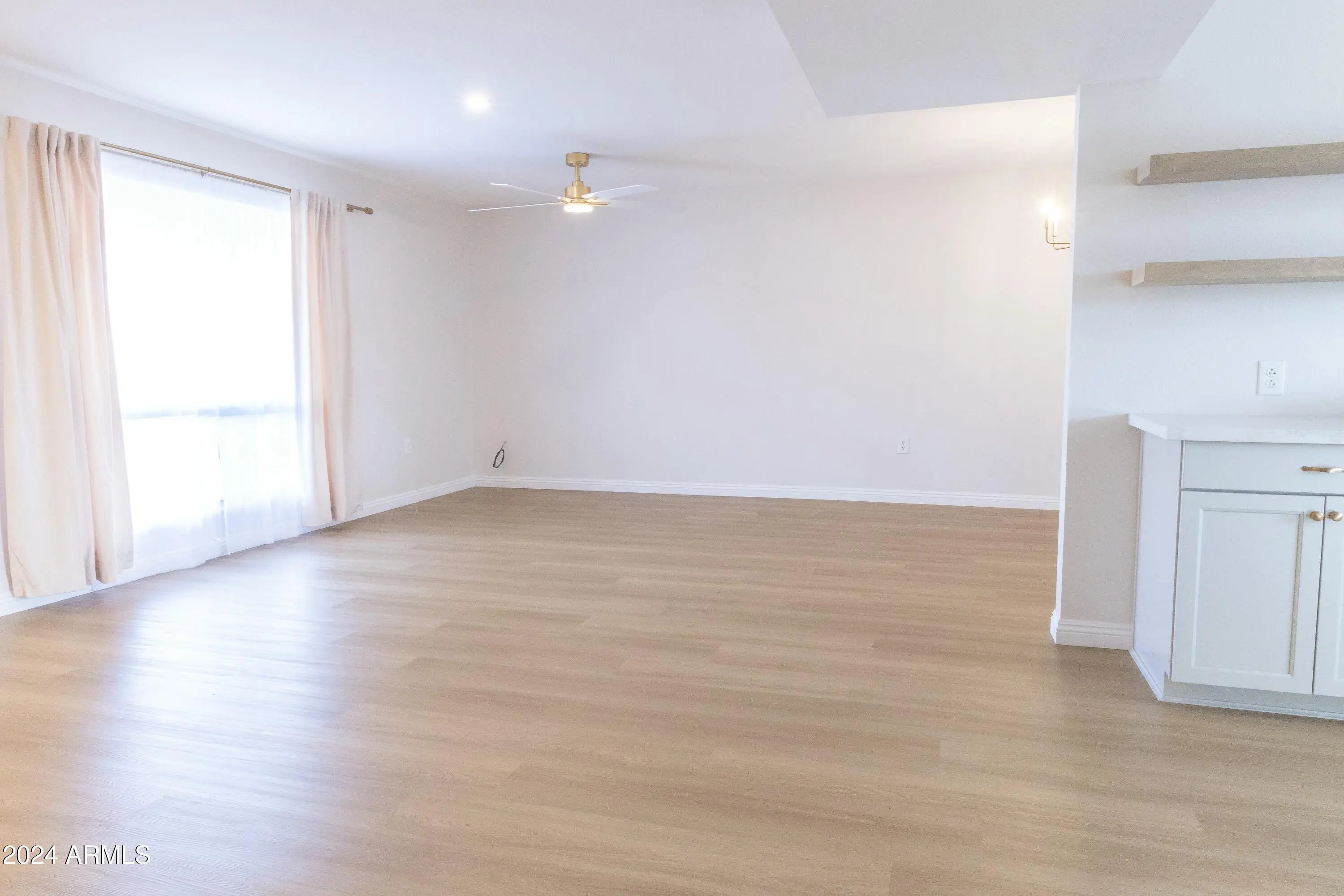 Photo of Listing #6884023