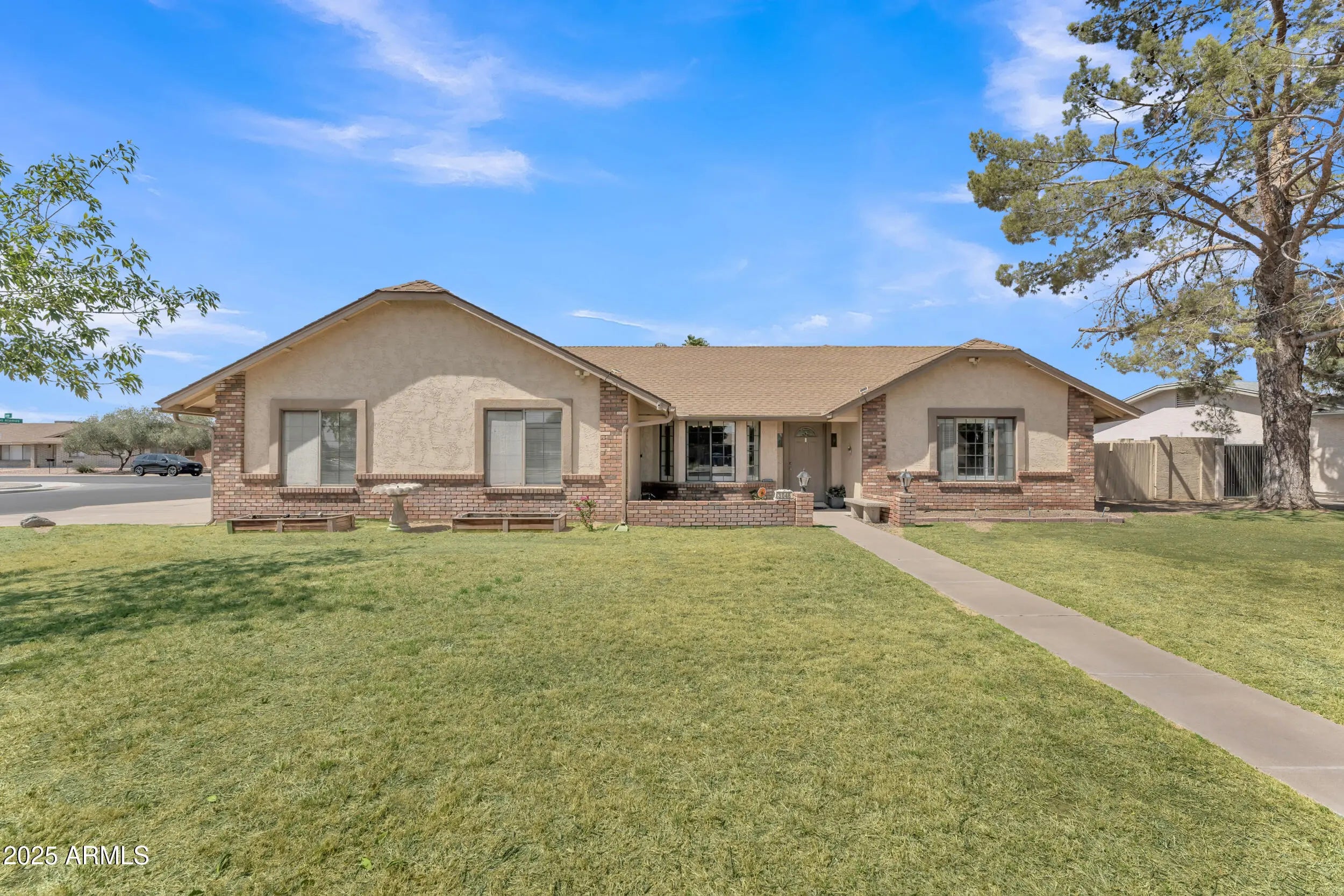 Photo of Listing #6885020