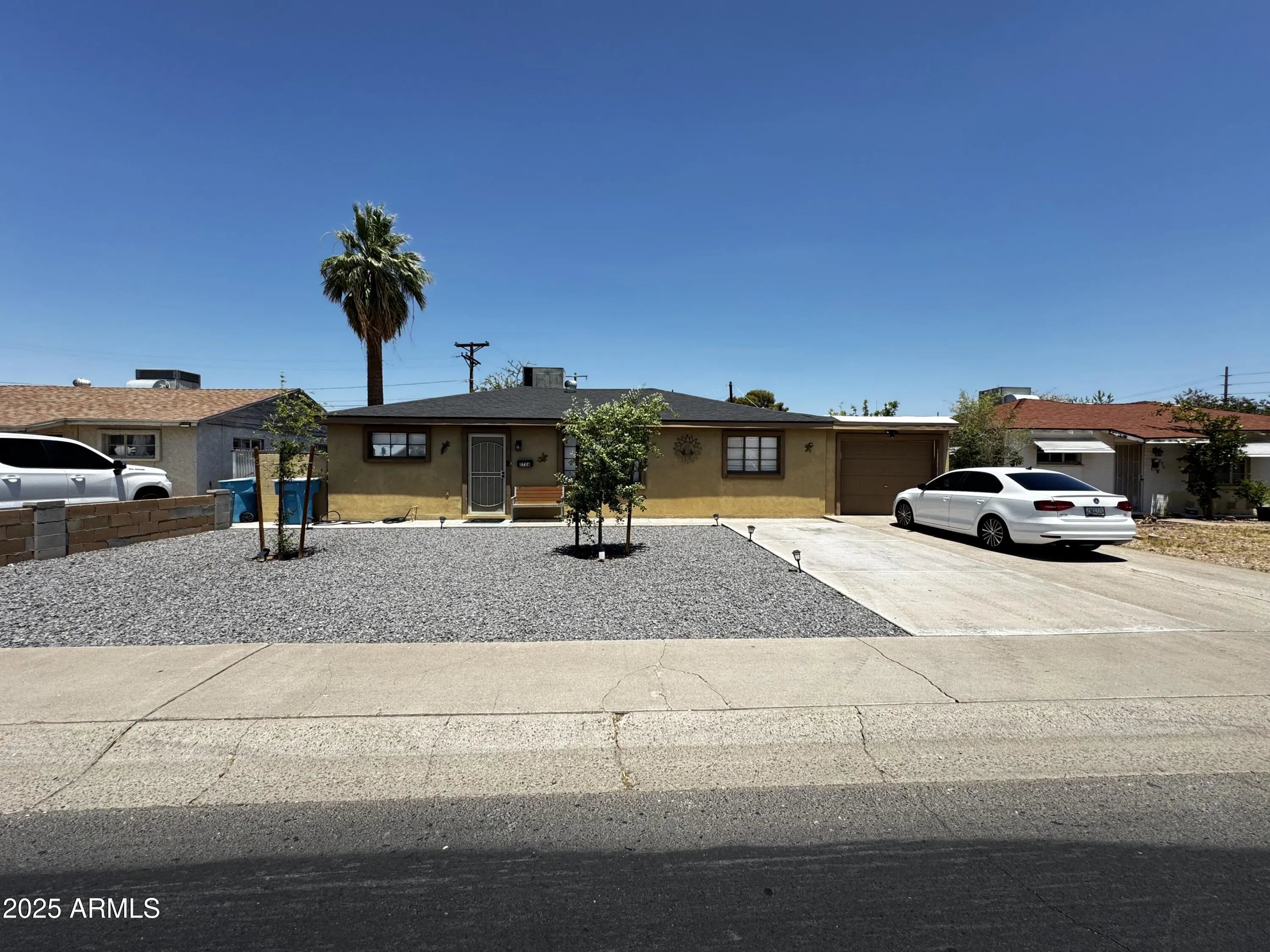 Photo of Listing #6884172