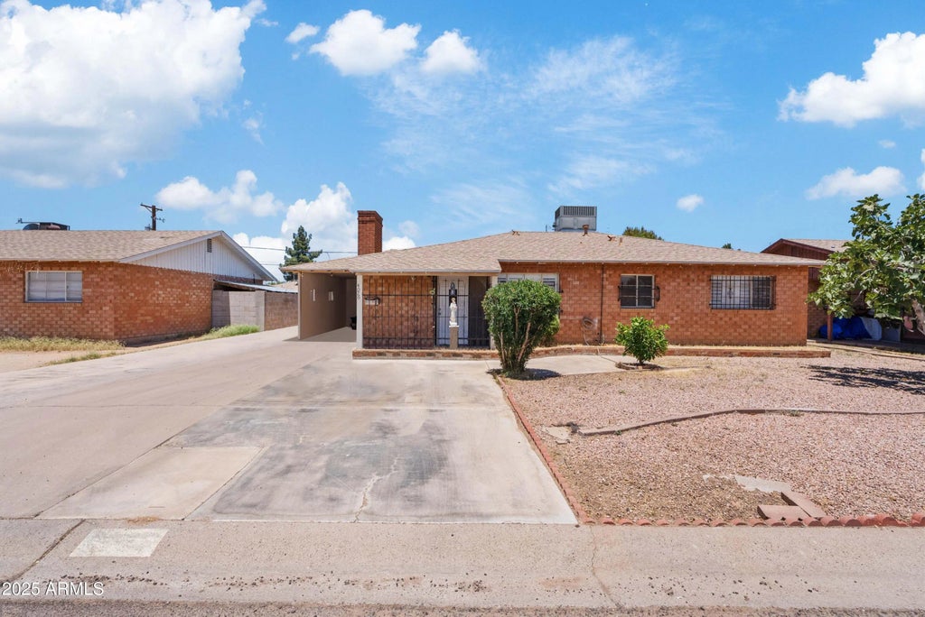 4026 W Berridge Lane W, Phoenix