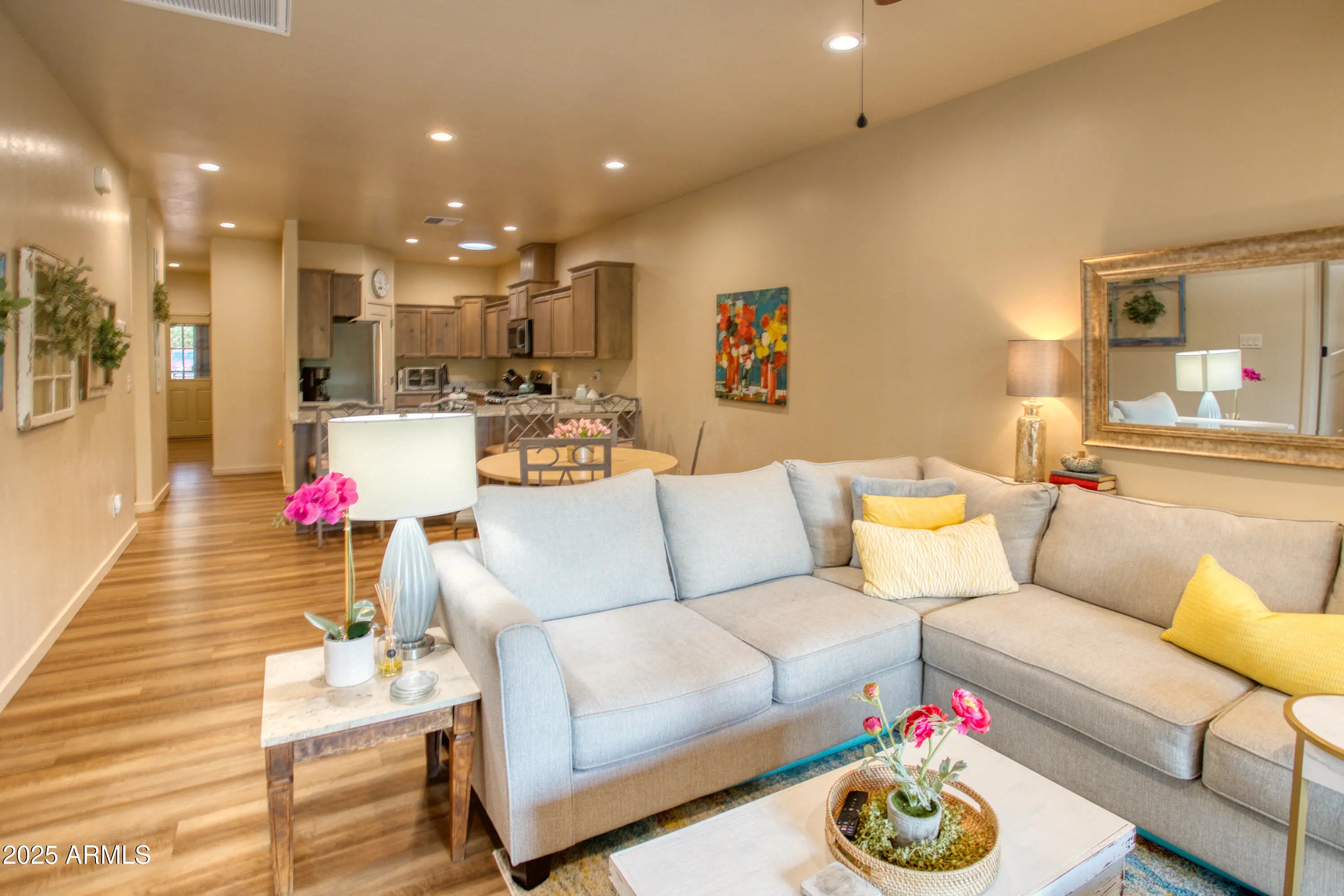 Photo of Listing #6887964