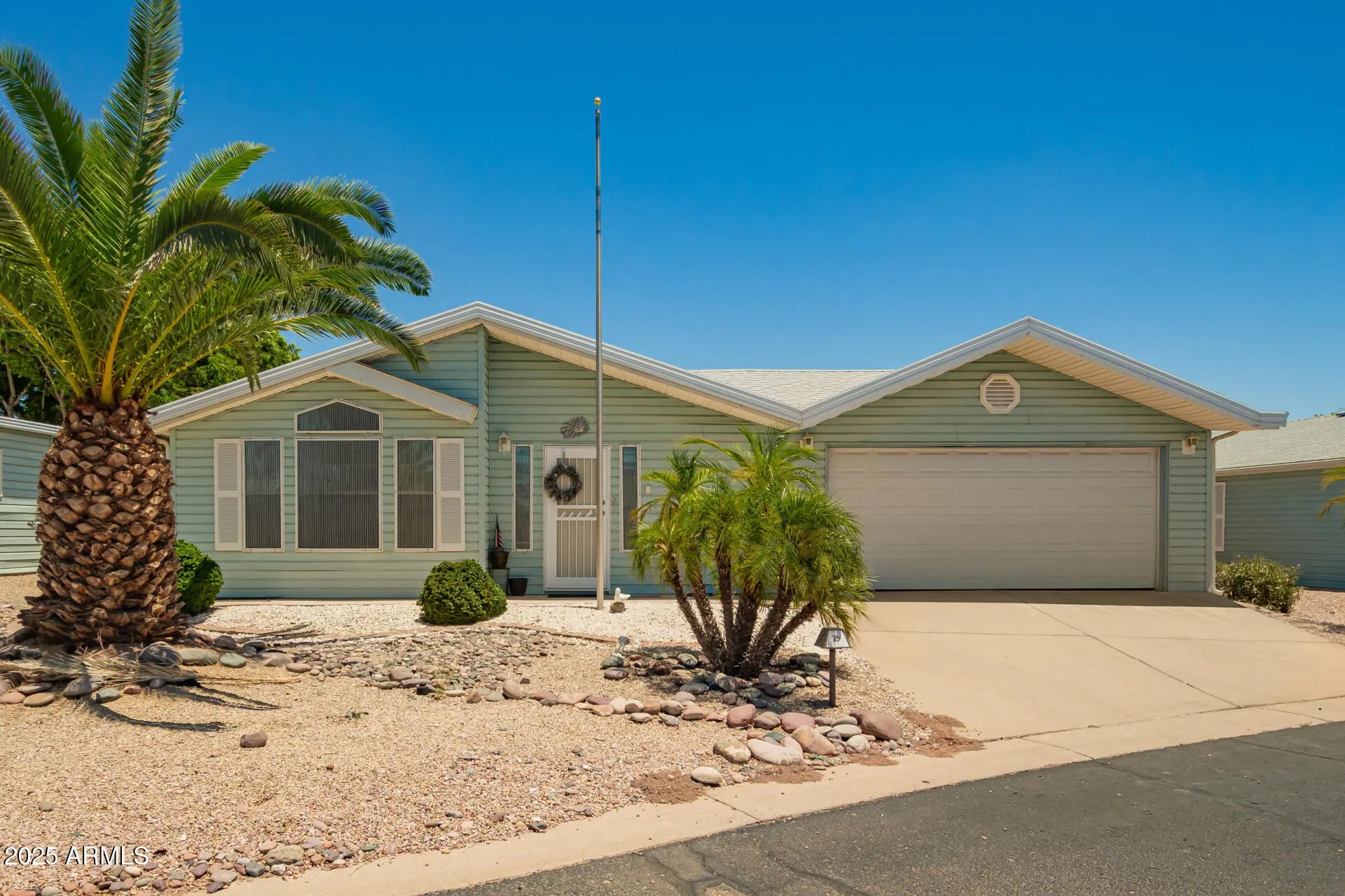 Photo of Listing #6885742