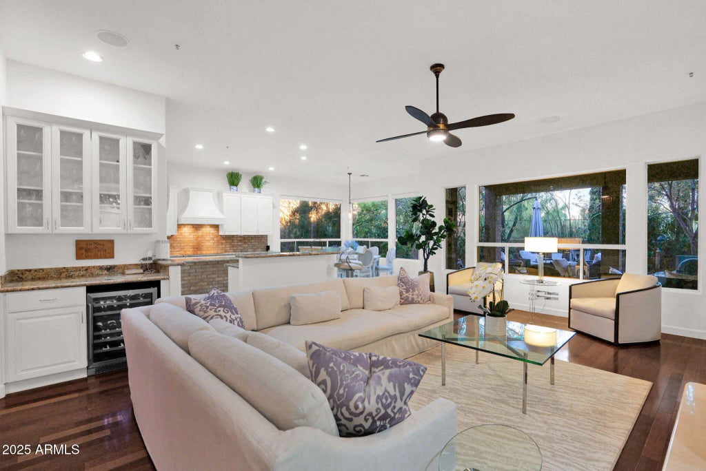 11056 E White Feather Lane, Scottsdale