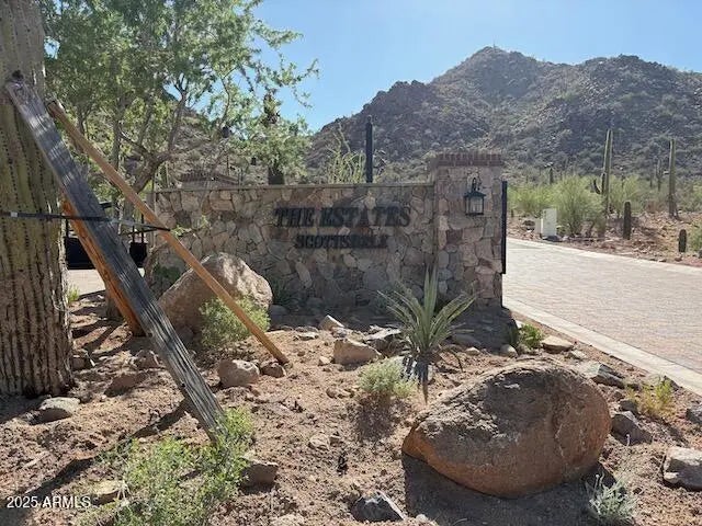 Photo of Listing #6884875