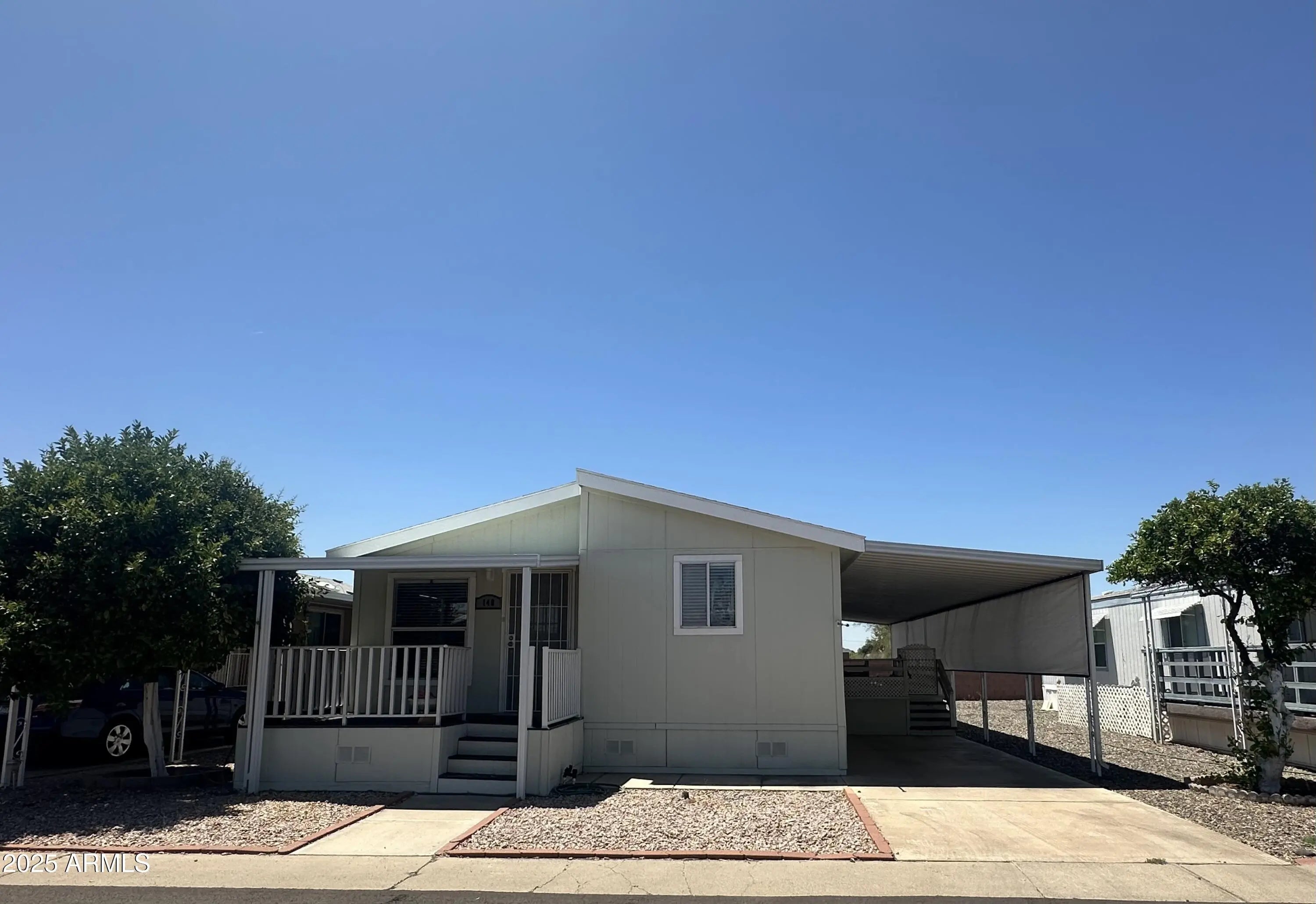 Photo of Listing #6884944