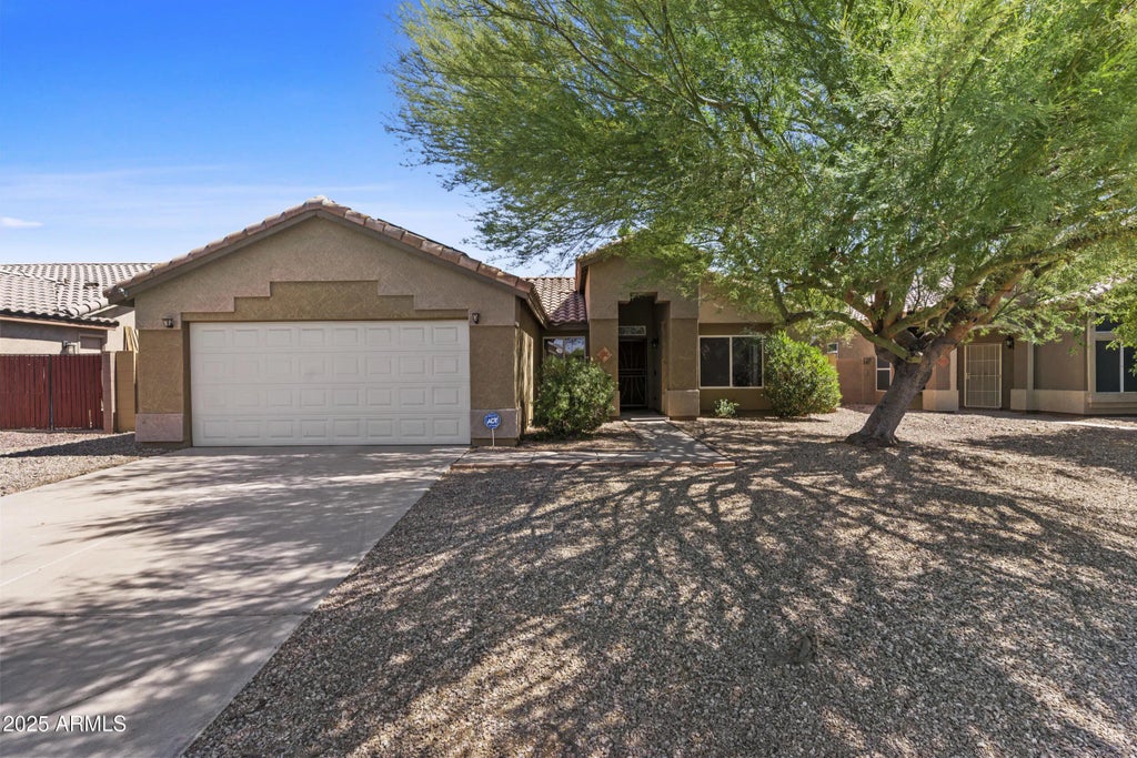 10727 E El Moro Avenue, Mesa