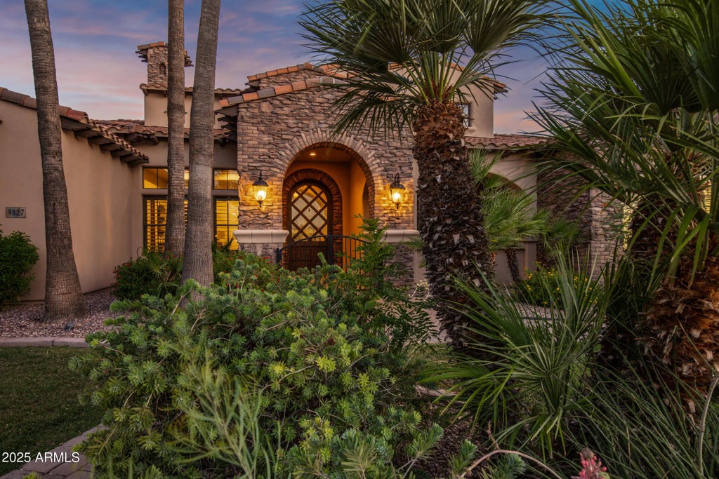 4327 E Capricorn Place, Chandler