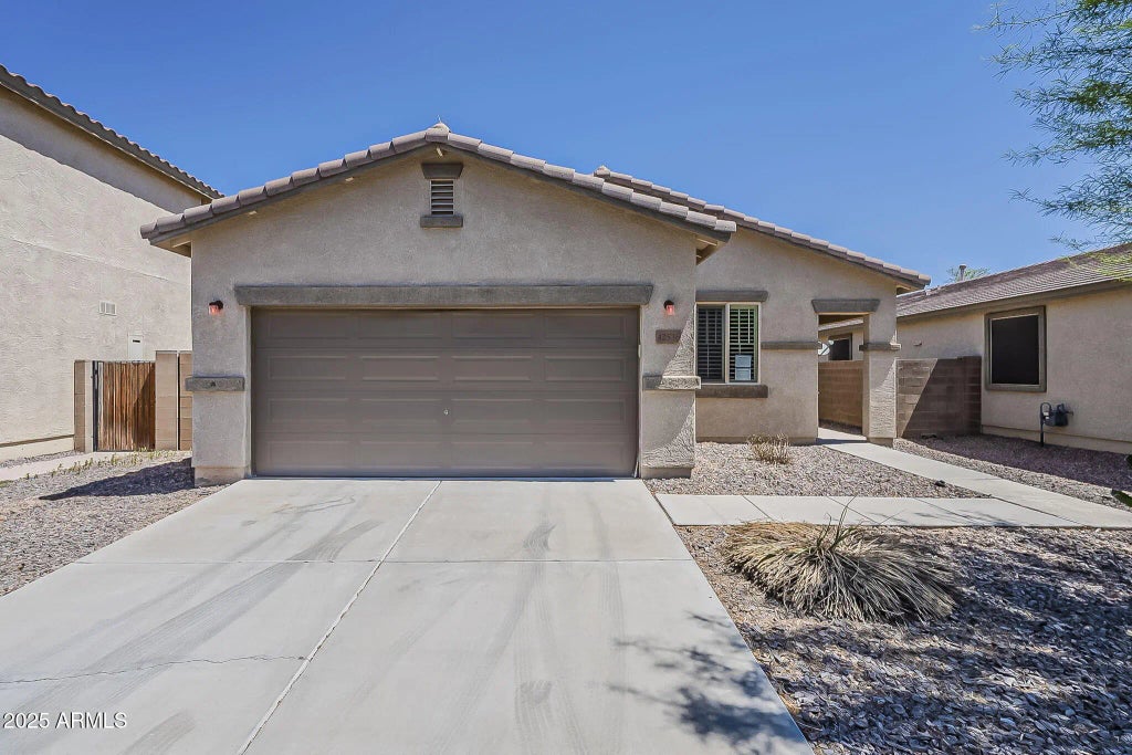 42536 W Rosalia Drive, Maricopa