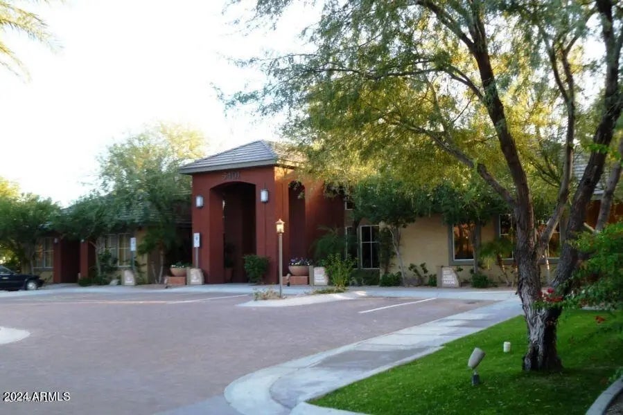 Photo of Listing #6885207