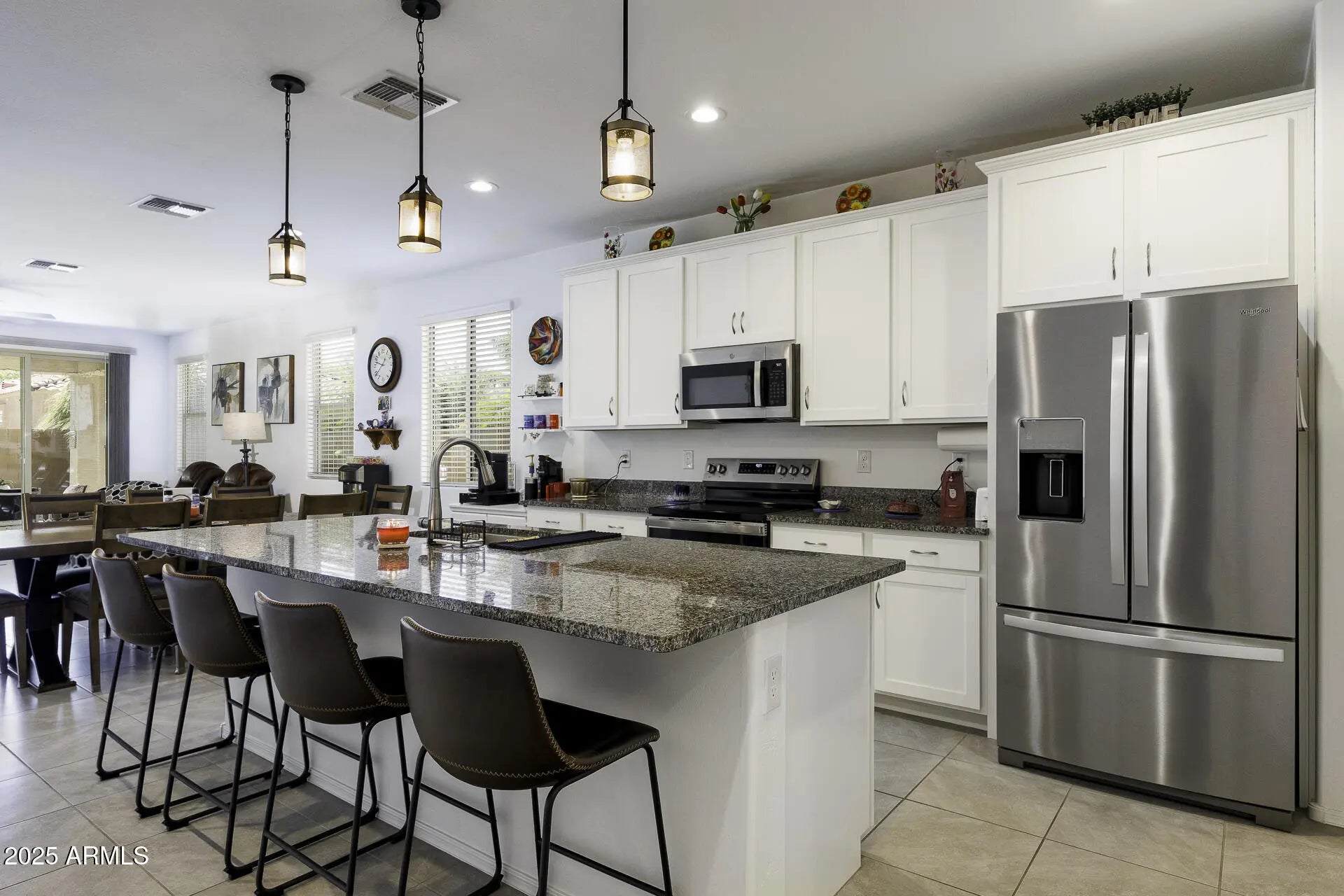 Photo of Listing #6887262