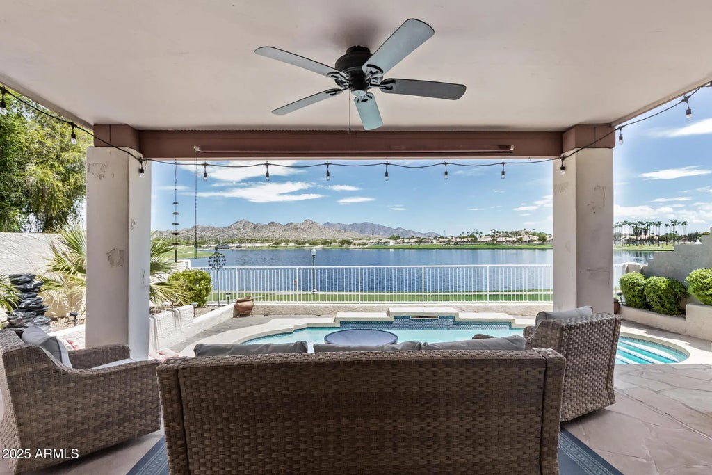 10281 S Santa Fe Lane, Goodyear