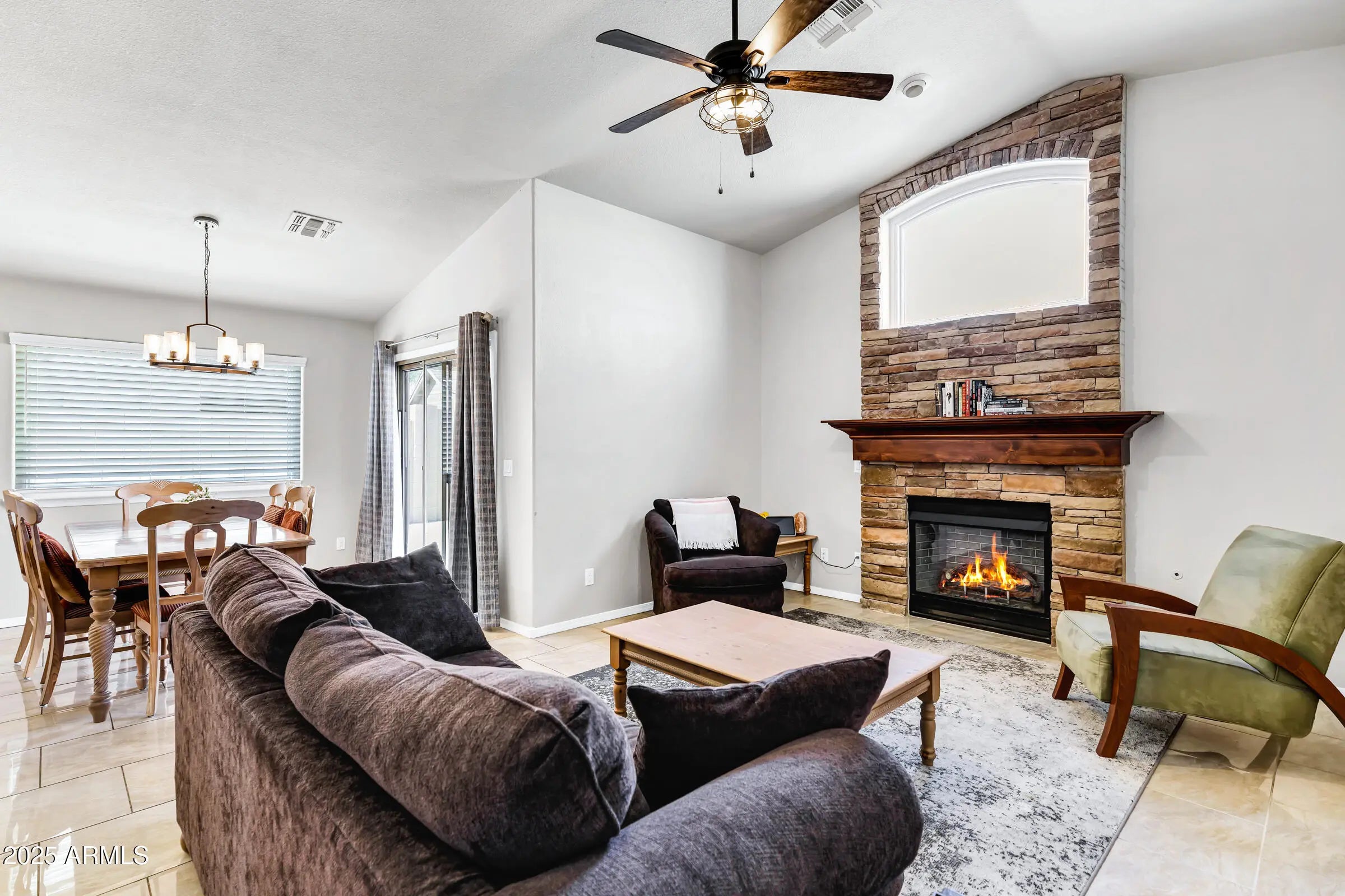 Photo of Listing #6890267