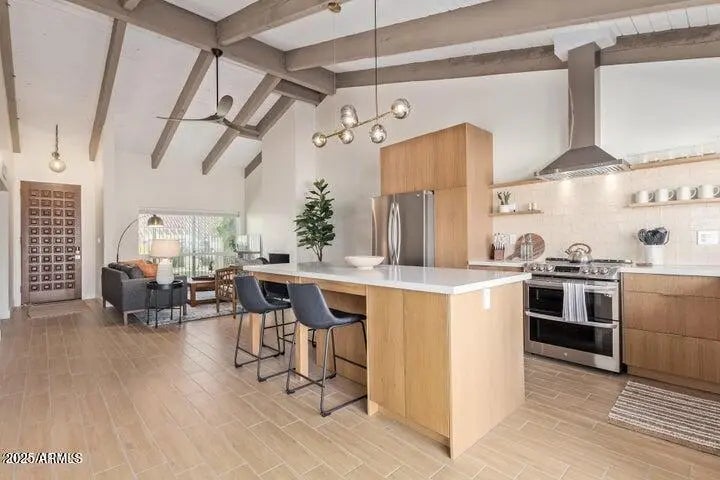 Photo of Listing #6886053