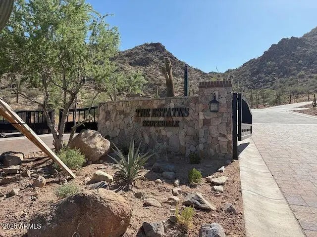 Photo of Listing #6886415