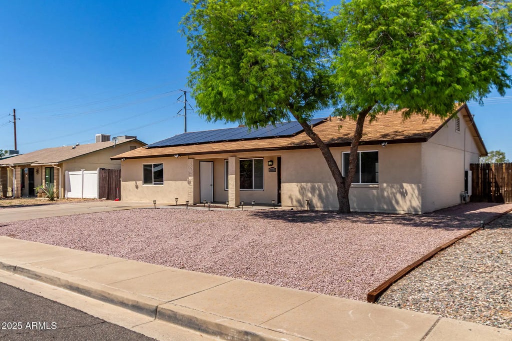 4134 W Camino Acequia, Phoenix