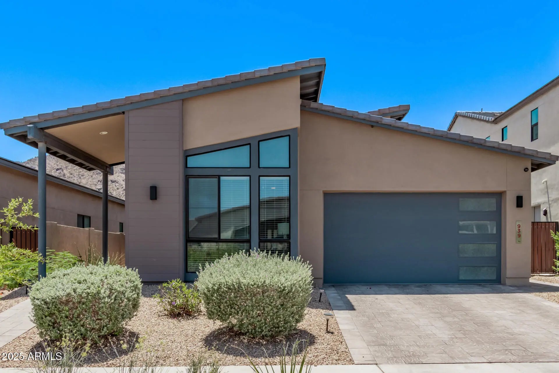 Photo of Listing #6886795