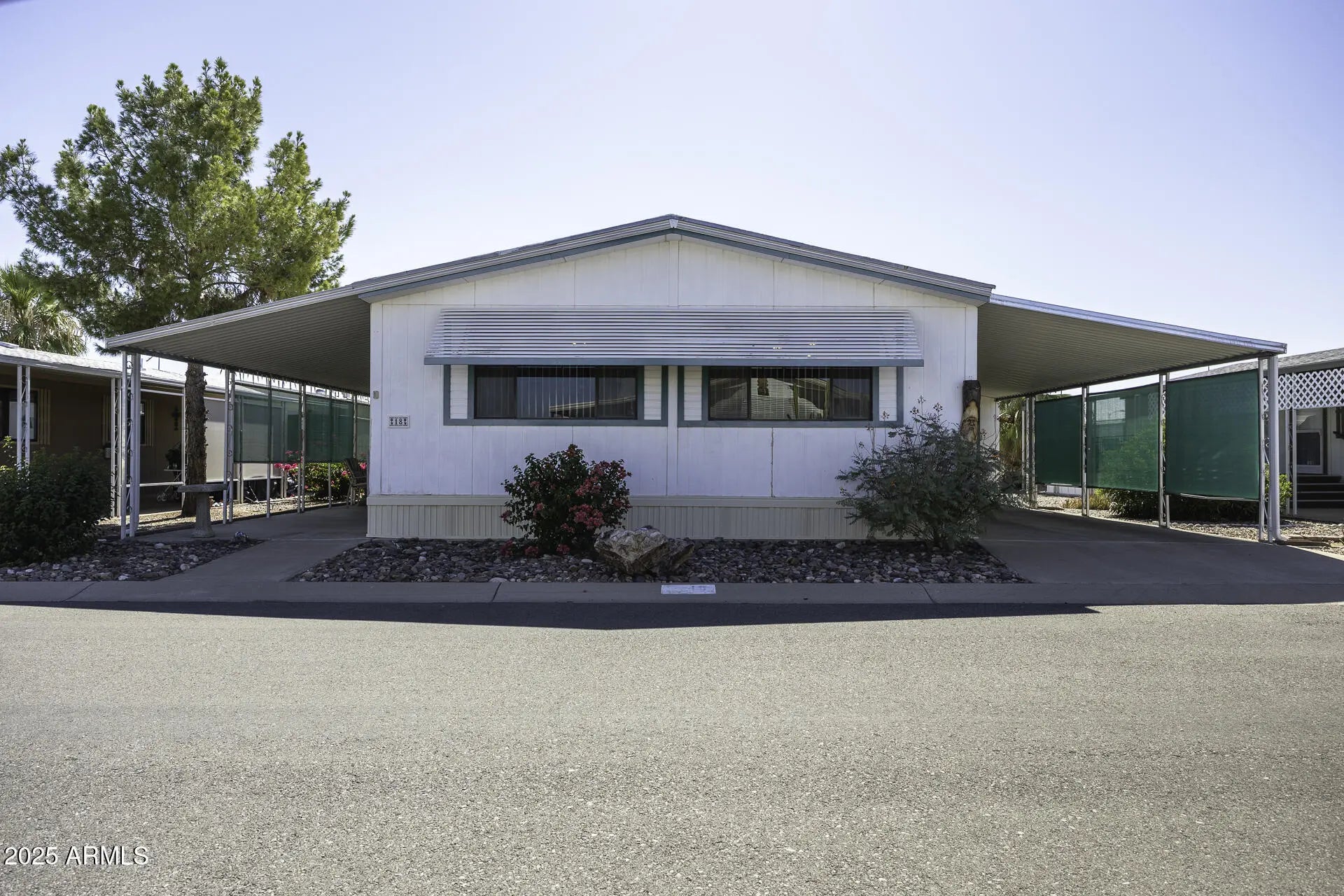 Photo of Listing #6900363