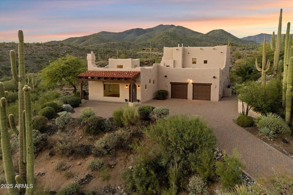 39455 N Father Kino Trail, Carefree