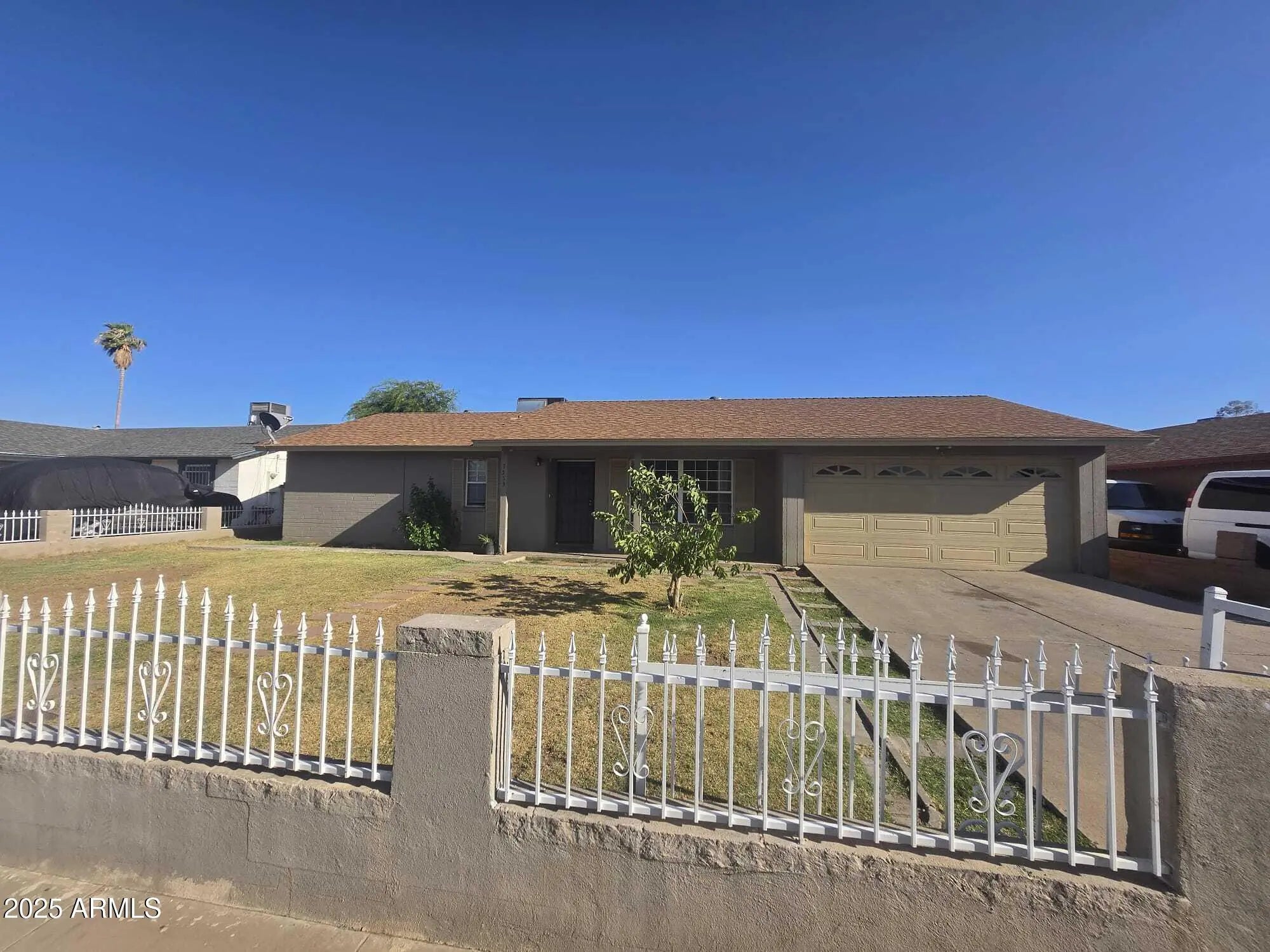 Photo of Listing #6891935