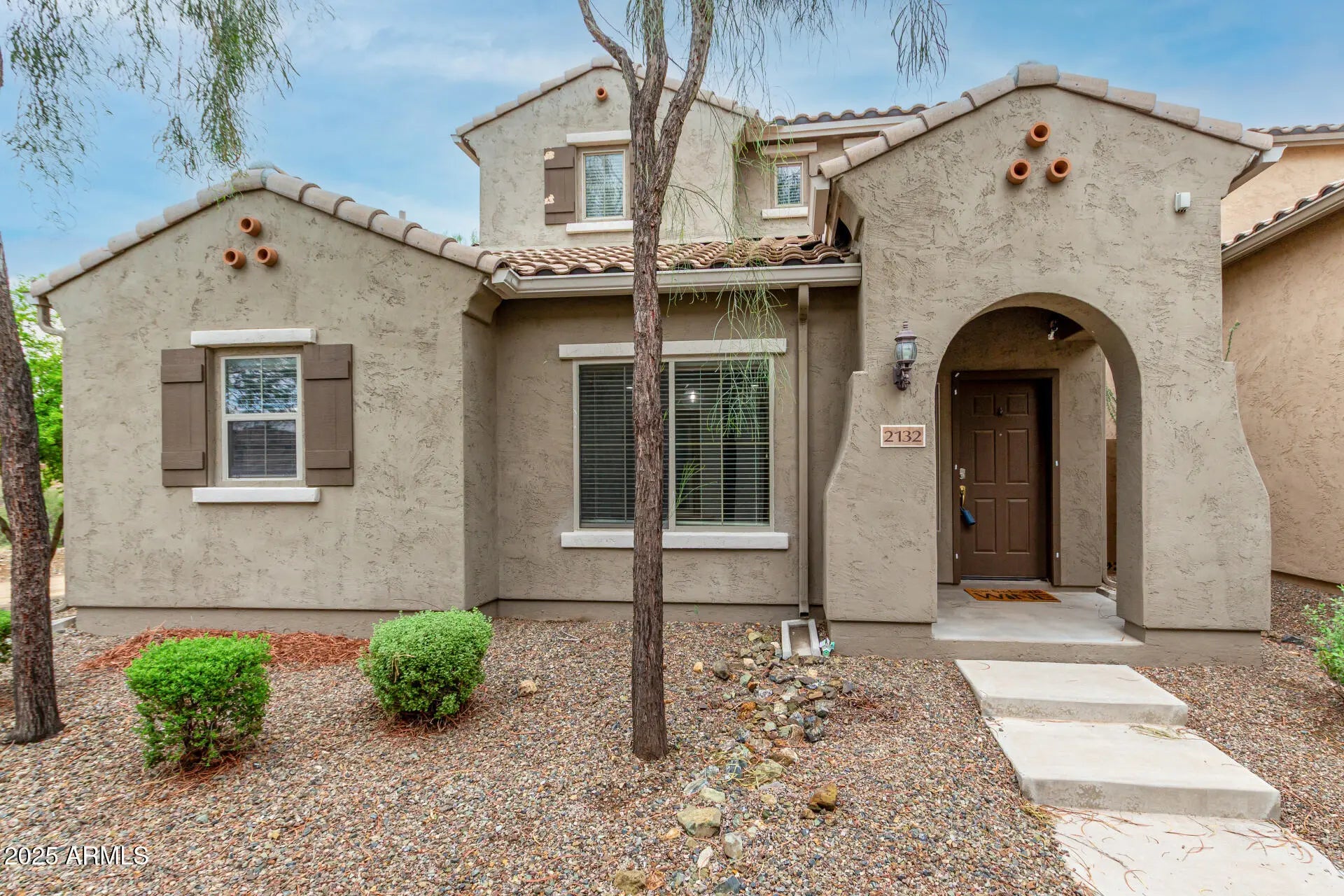 Photo of Listing #6889084