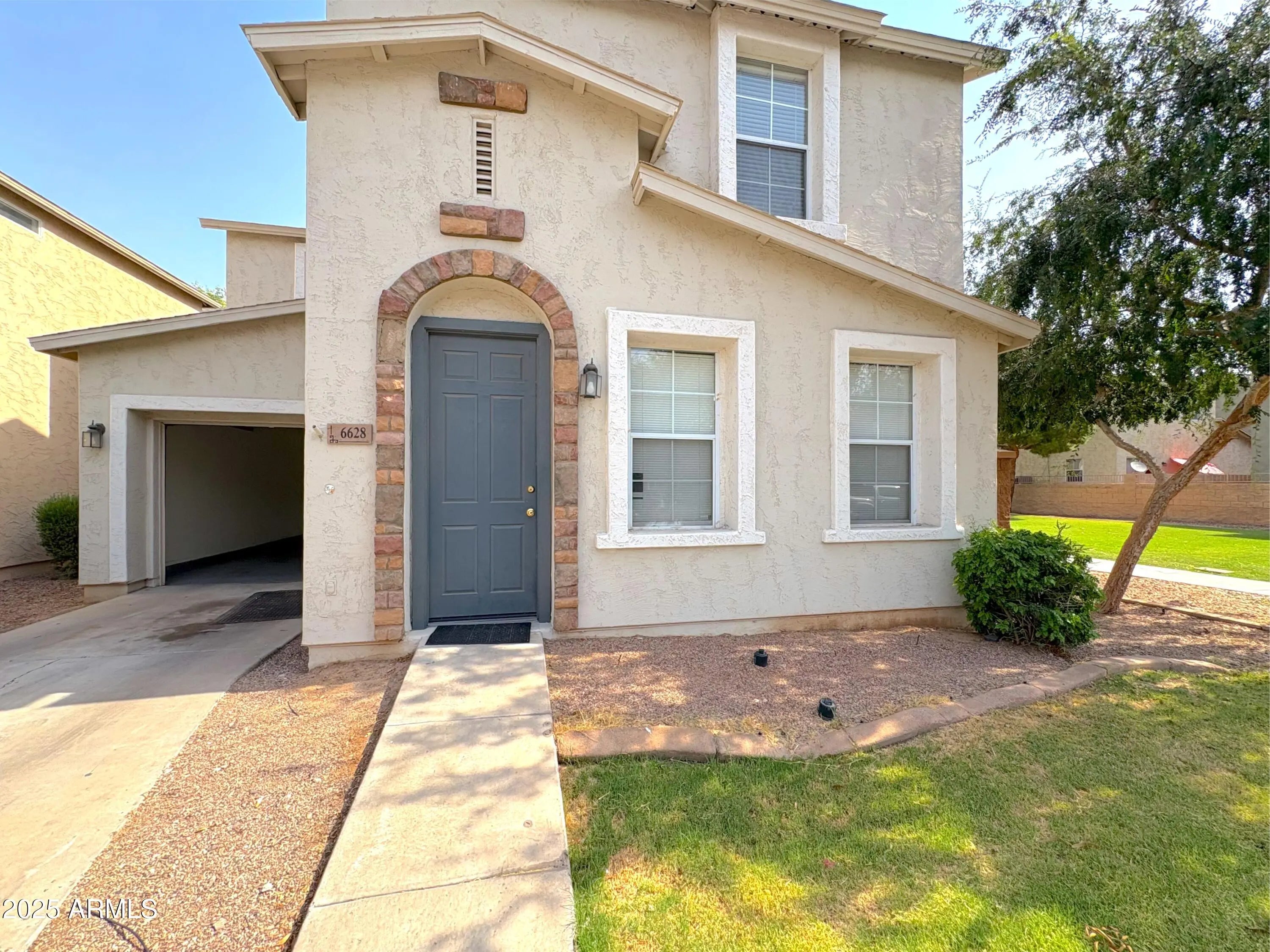 Photo of Listing #6887631