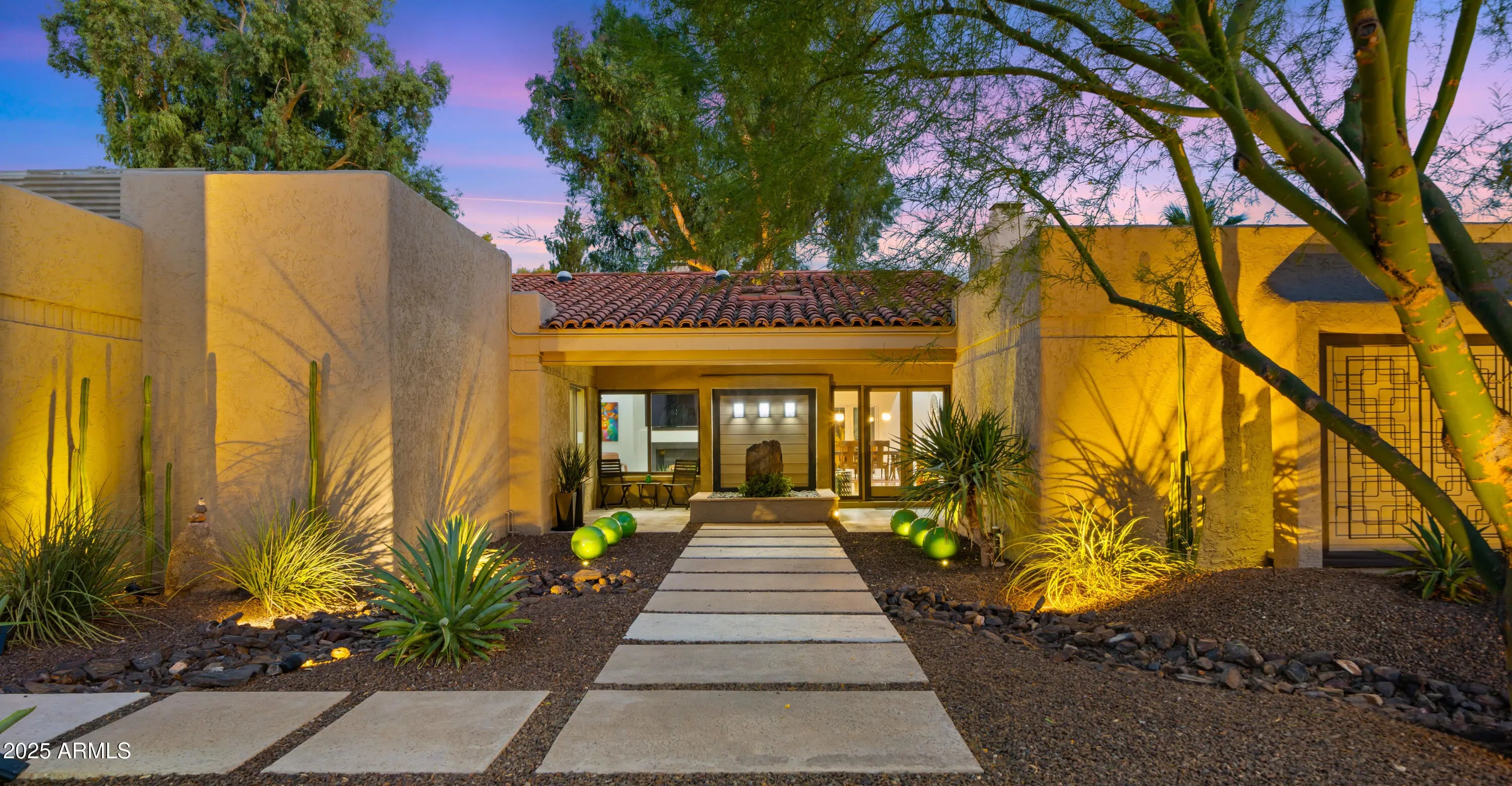 Photo of Listing #6916950