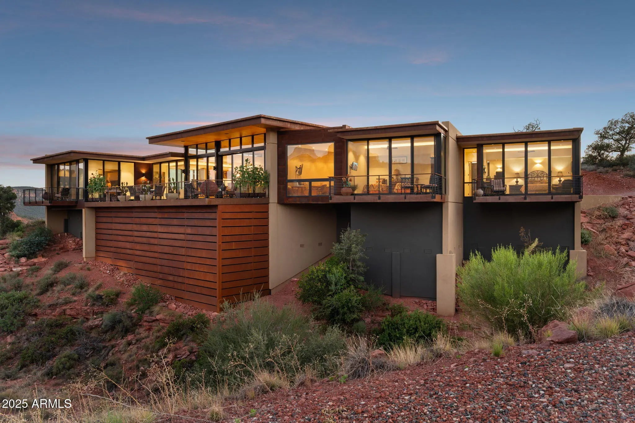 Photo of Listing #6887697