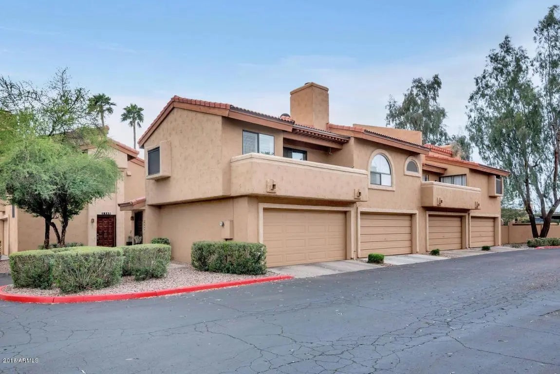 Photo of Listing #6887709