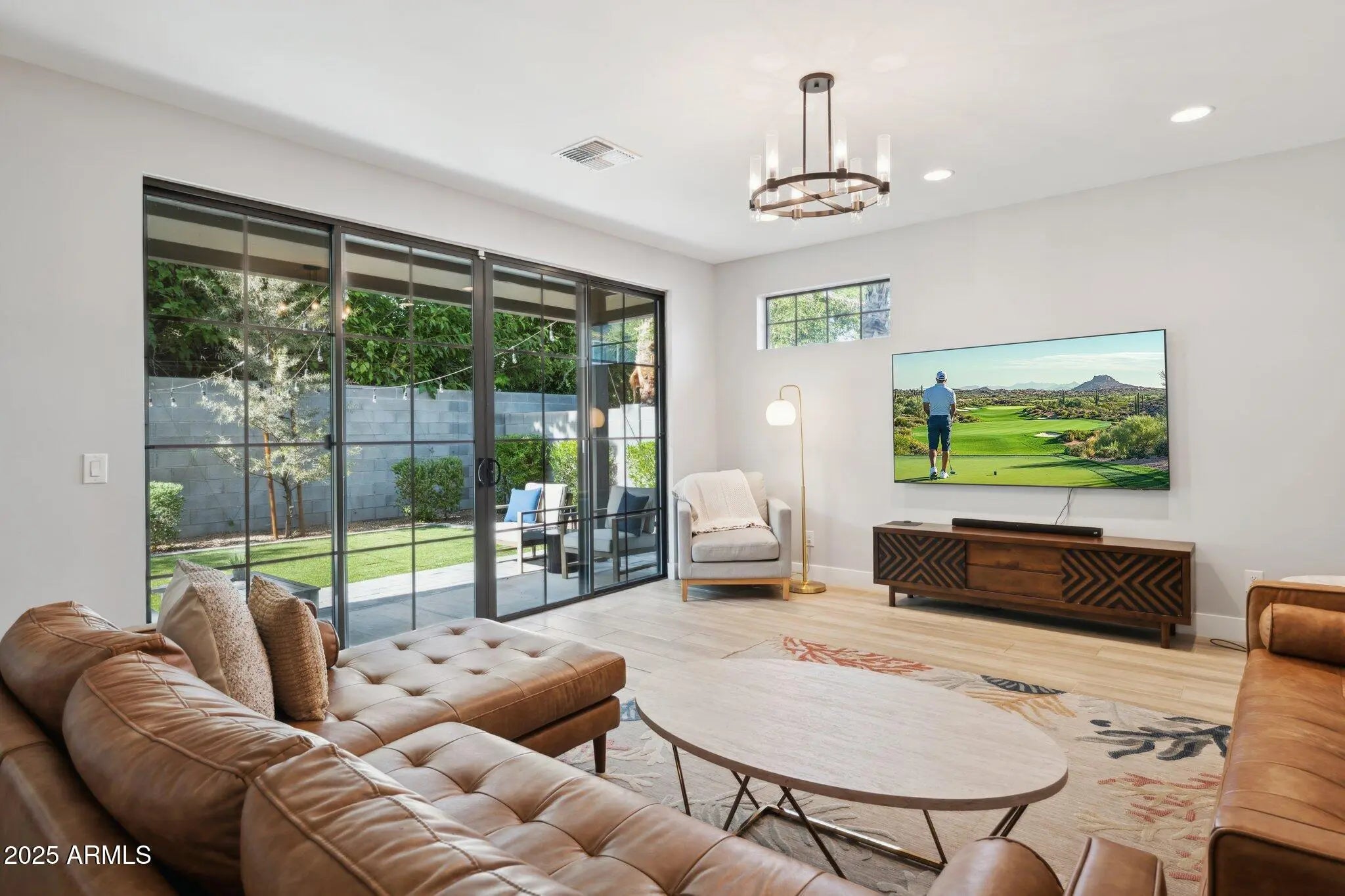 Photo of Listing #6888185