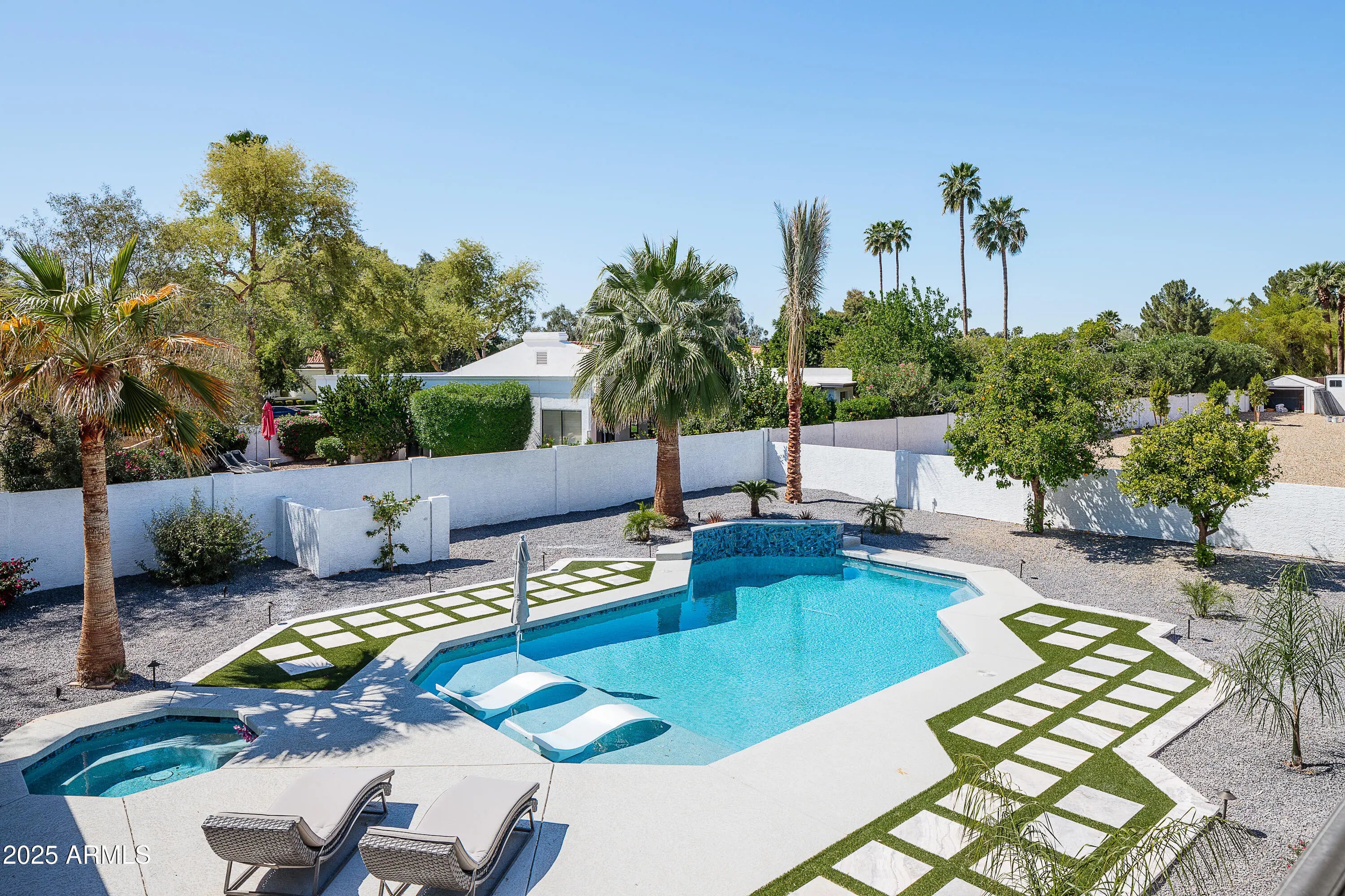 Photo of Listing #6888236