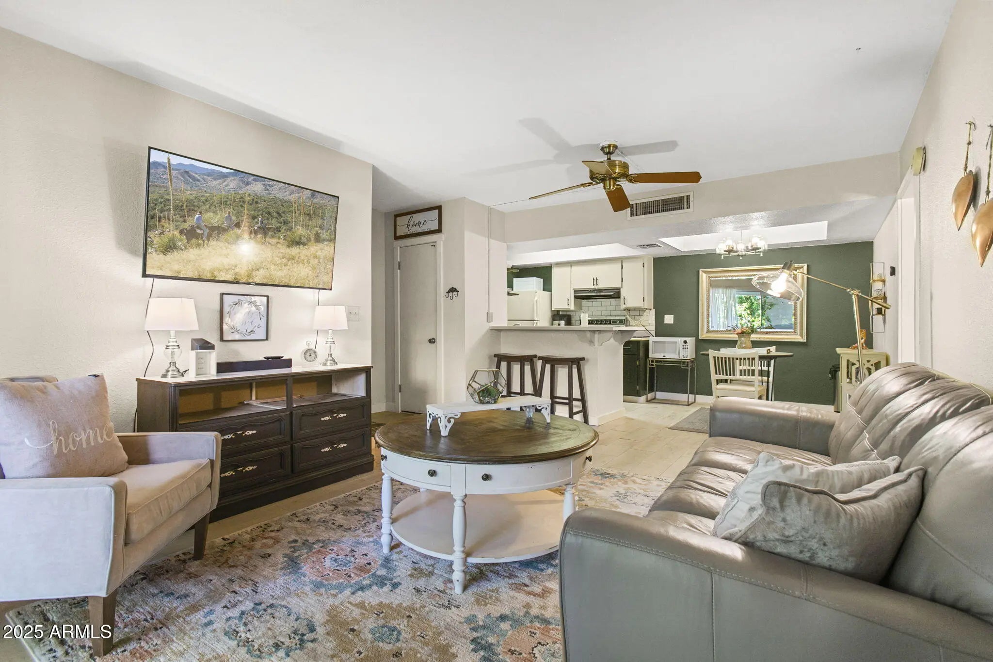 Photo of Listing #6888109