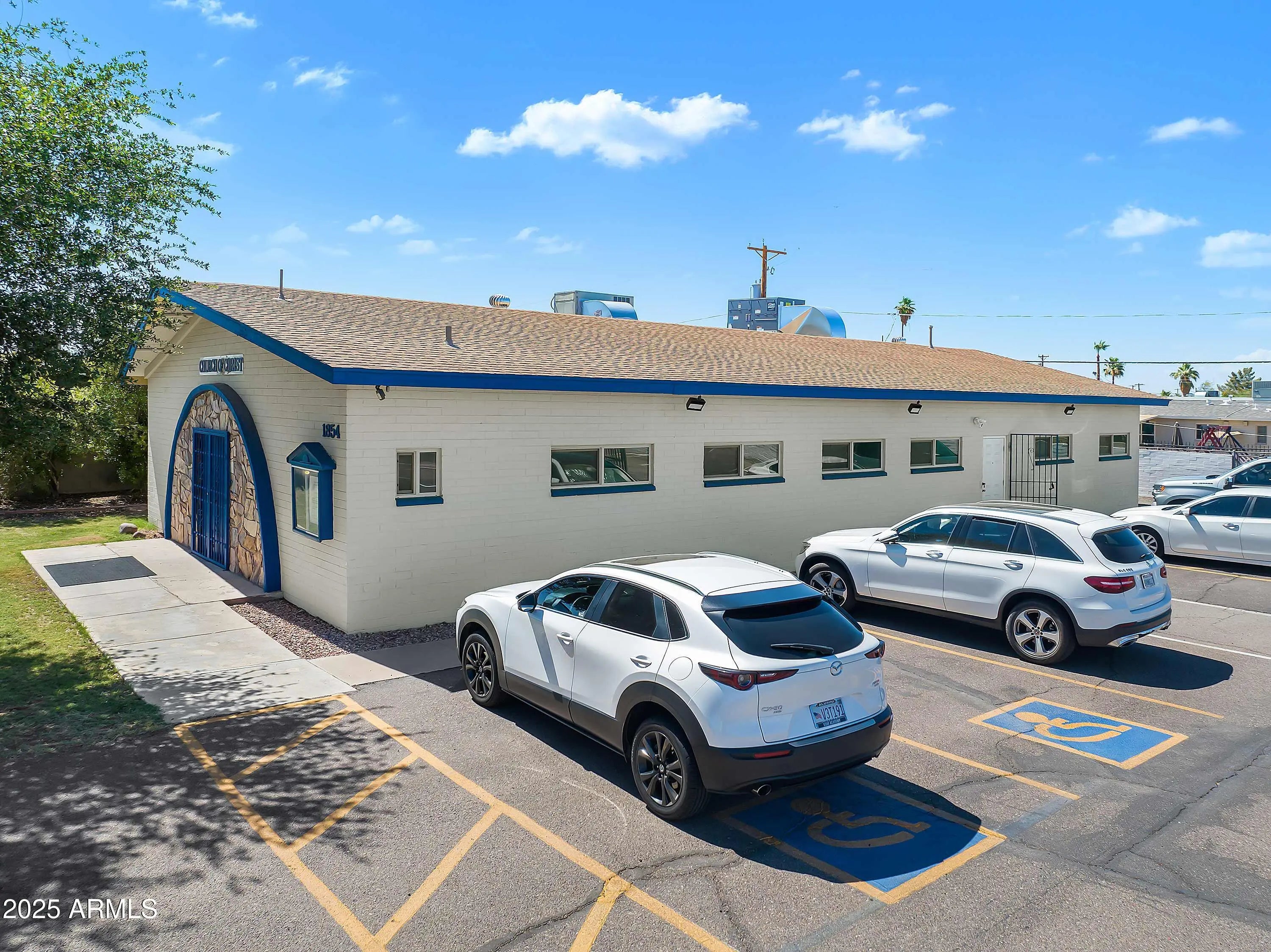 Photo of Listing #6888536